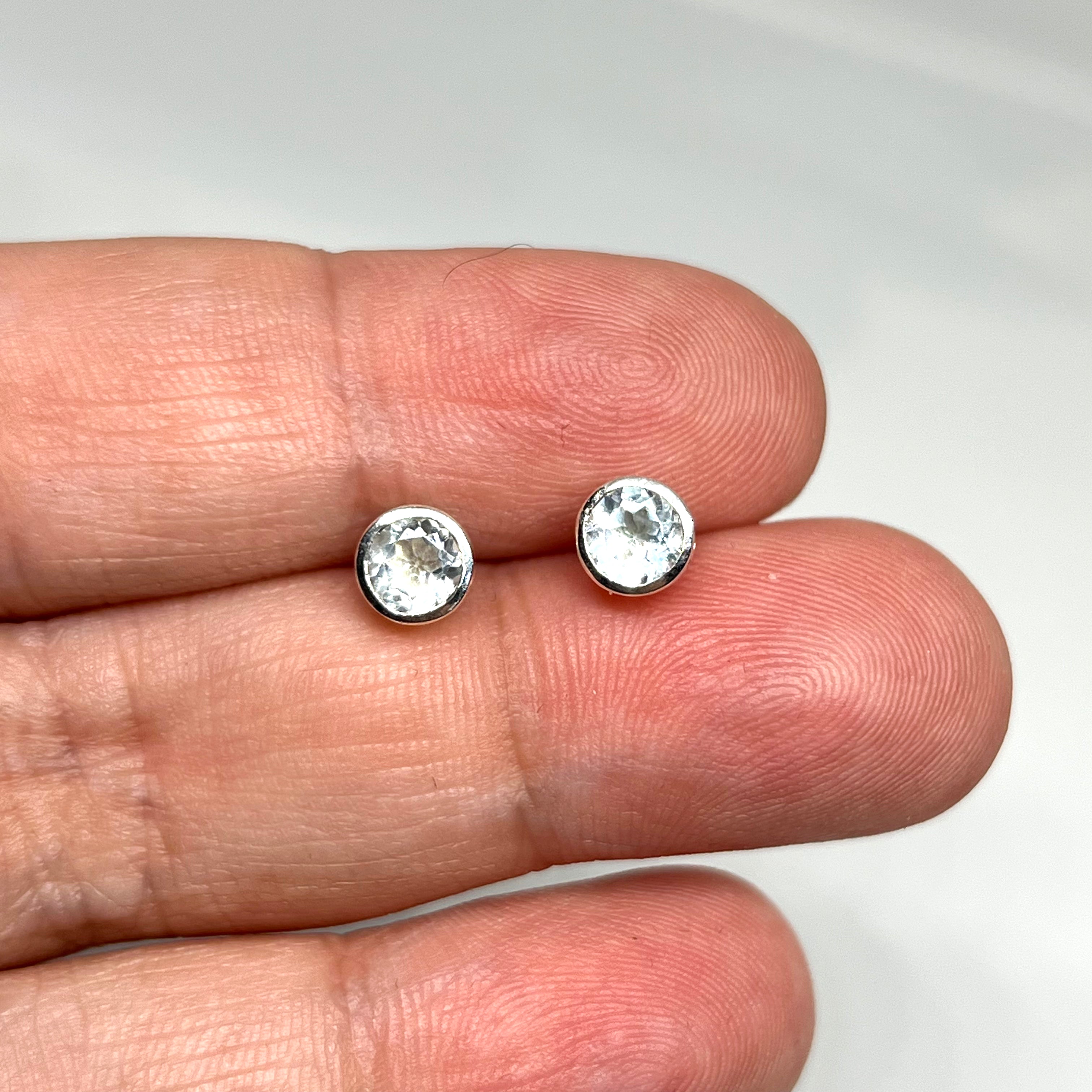 5mm Round Faceted Gemstone Stud Earrings with Decorative Bezel Setting - PSE002 | Elegant Jewelry for Women, Perfect for Parties, Weddings & Everyday Wear