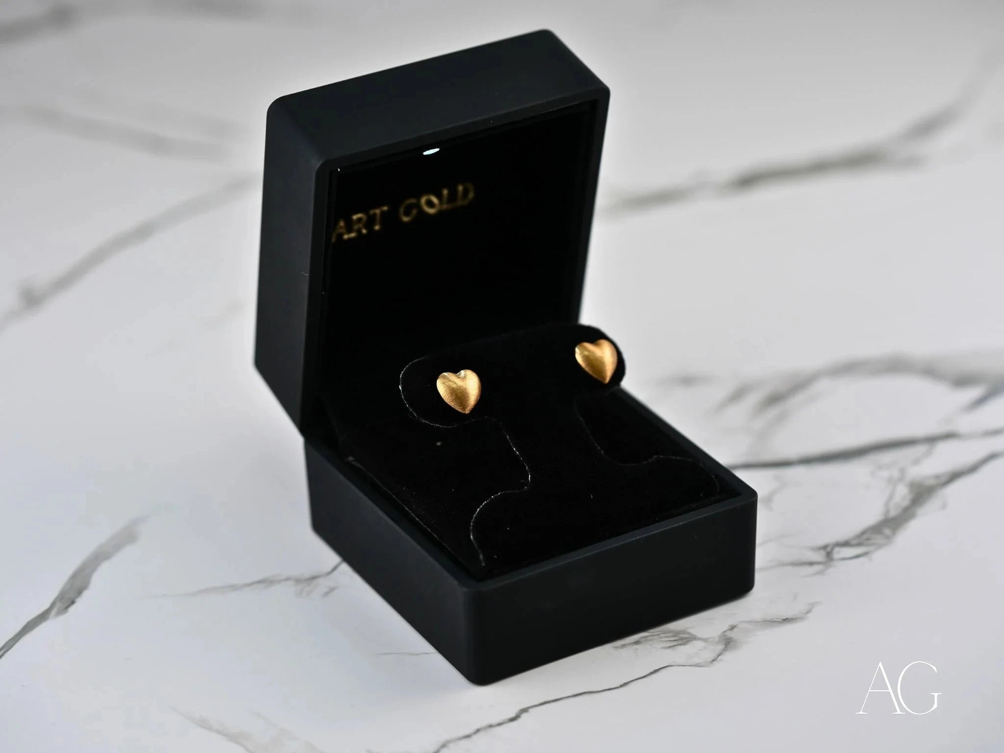 18K Gold Heart Earrings for Women - Romantic Valentine's Day Gift, Anniversary Jewelry - Perfect for Date Nights, Weddings & Special Occasions