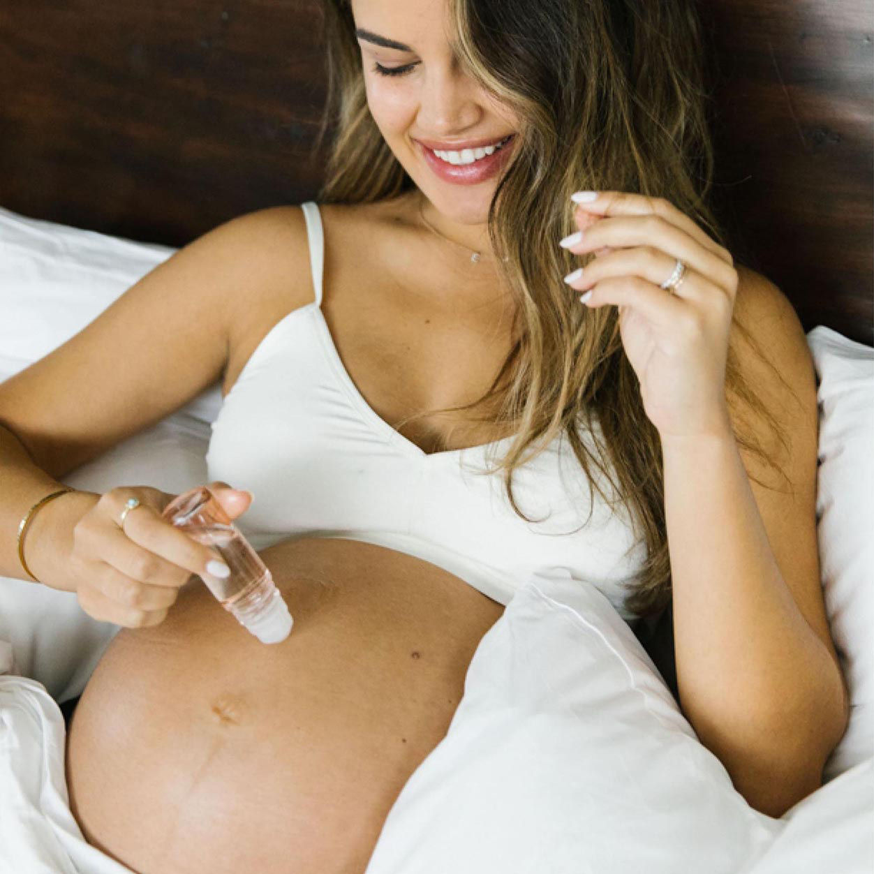 Belly Oil Mini Me - Organic Stretch Mark Oil for Pregnancy & Postpartum Care - Perfect for Moms & Baby Massage