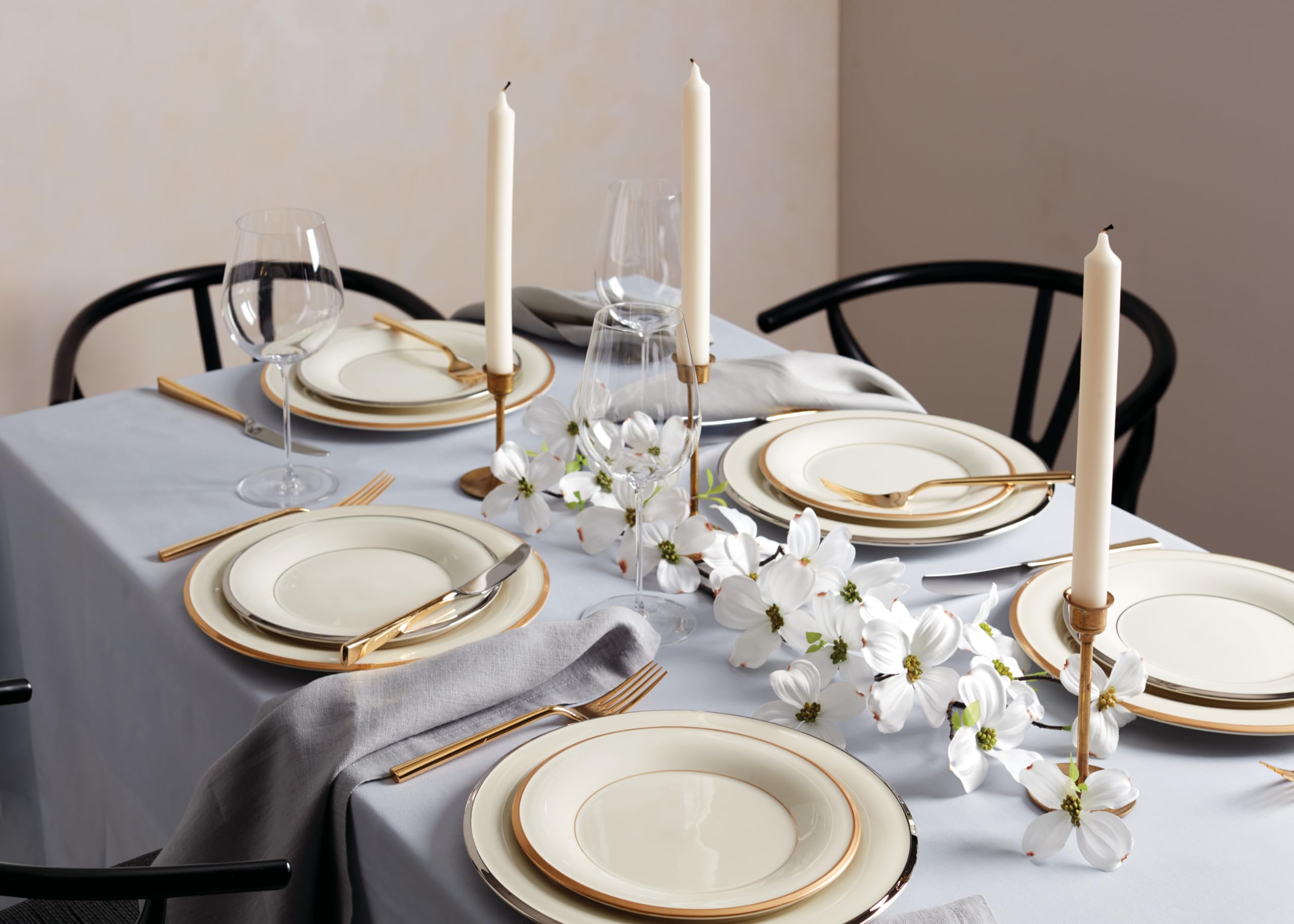 Lenox Solitaire 5-Piece White Dinnerware Place Setting - Elegant Bone China Tableware Set for Formal Dining, Weddings & Special Occasions