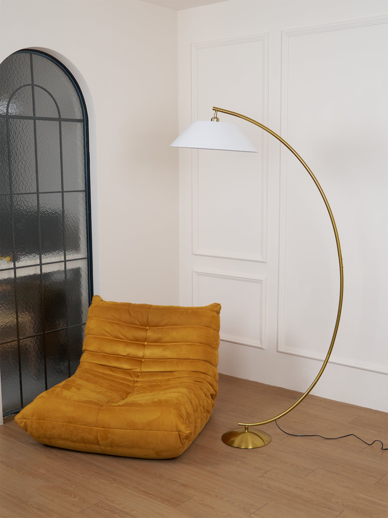 Modern Circo LED Floor Lamp with Adjustable Brightness - Perfect for Living Room, Bedroom, and Office Lighting