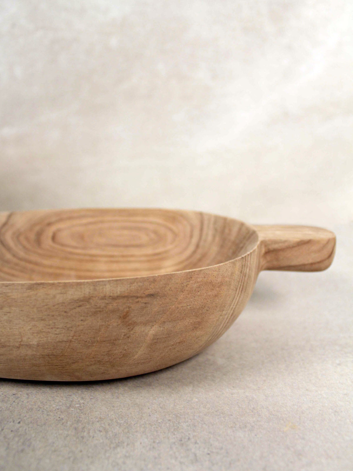 Premium Handcrafted Walnut Wood Bowl with Double Handles - Perfect for Serving Salads, Fruits, and Snacks - Elegant Kitchen & Dining Decor