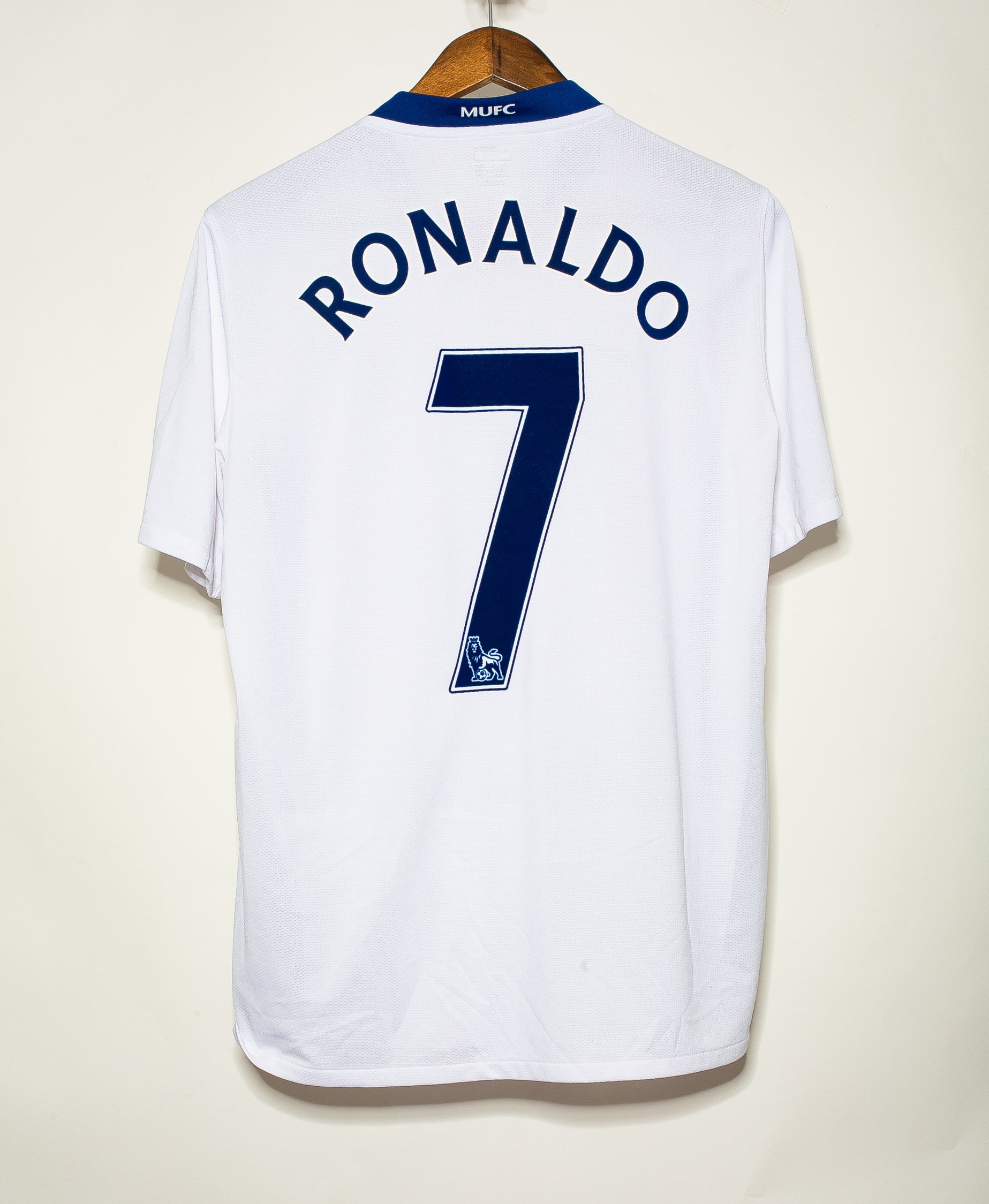 Authentic 2008 Manchester United Away Jersey #7 Cristiano Ronaldo - Size M - Vintage Soccer Shirt for Fans & Collectors - Perfect for Games, Parties & Memorabilia Display