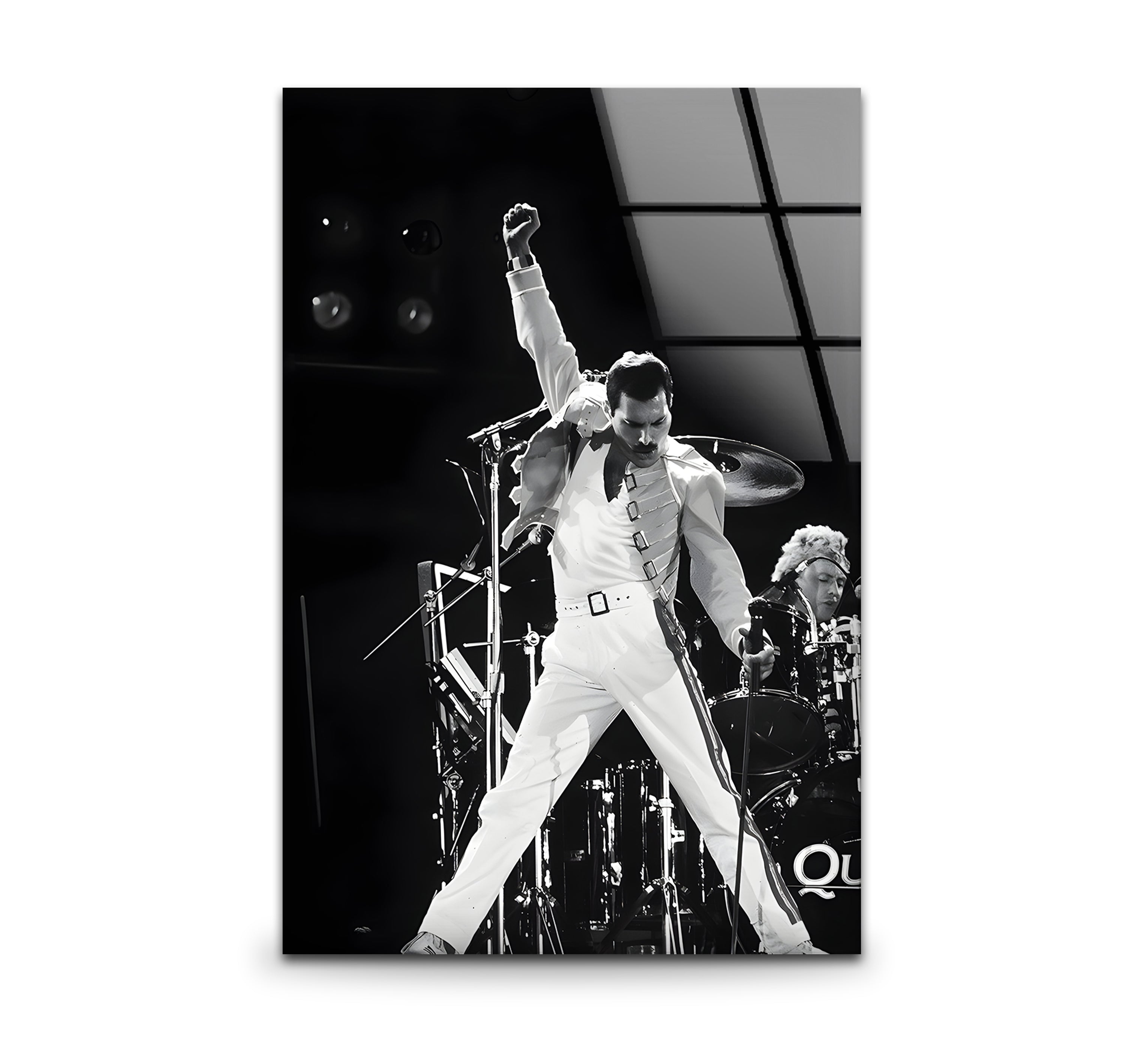 Freddie Mercury Glass Wall Art - Black & White Queen Band Tribute for Home & Office Decor - Perfect for Music Lovers & Retro Style Interiors