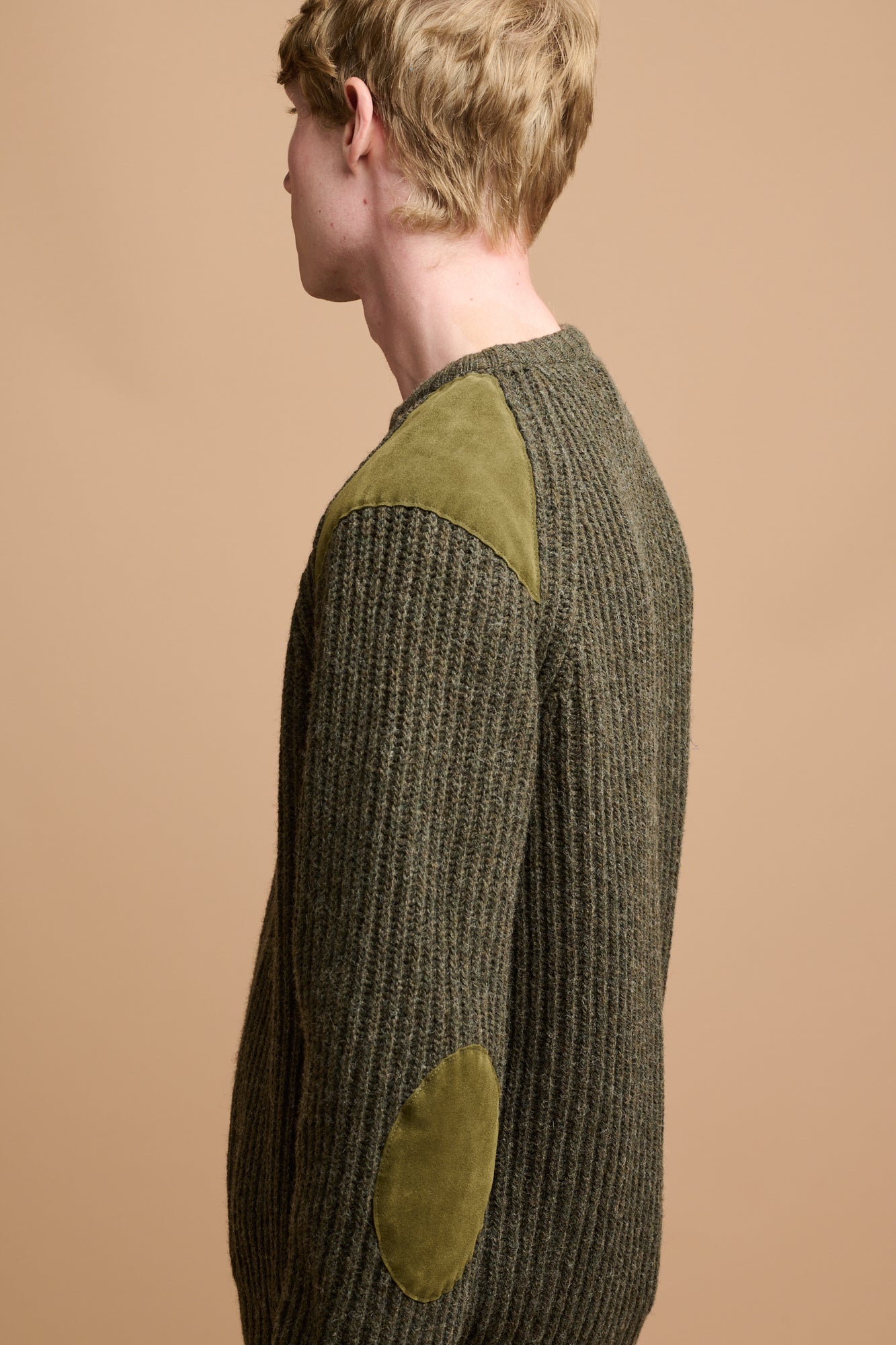 Men's Lambswool Fisherman Ribbed Sweater - Dark Olive Green | Warm Winter Knit Pullover for Casual Outfits & Outdoor Activities