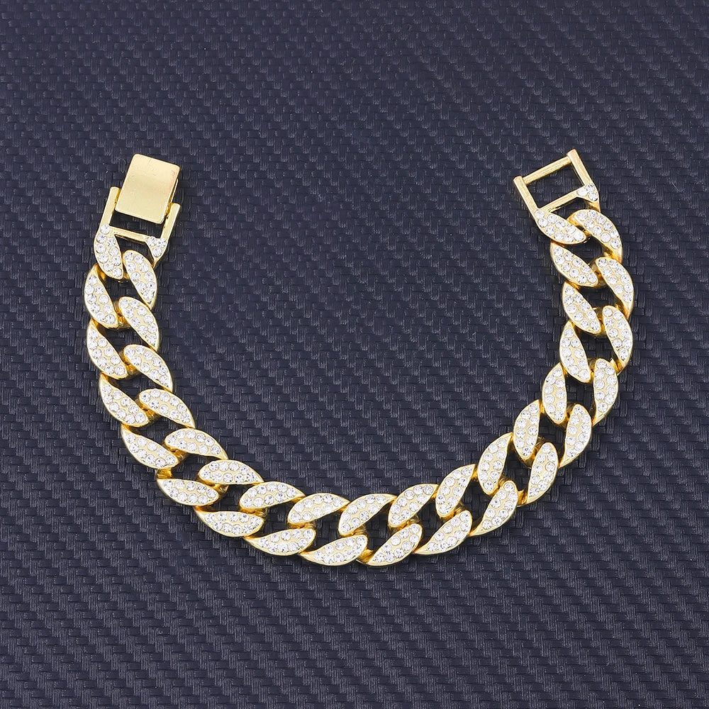 Elegant Luxury Bracelet for Women - Gold & Silver Fashion Jewelry - Perfect for Parties, Weddings & Everyday Wear