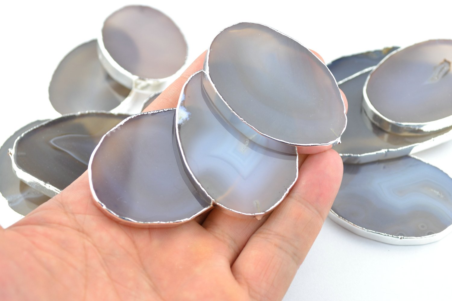 Natural White & Grey Agate Slice Place Cards with Silver Rim - 5 Pieces (2