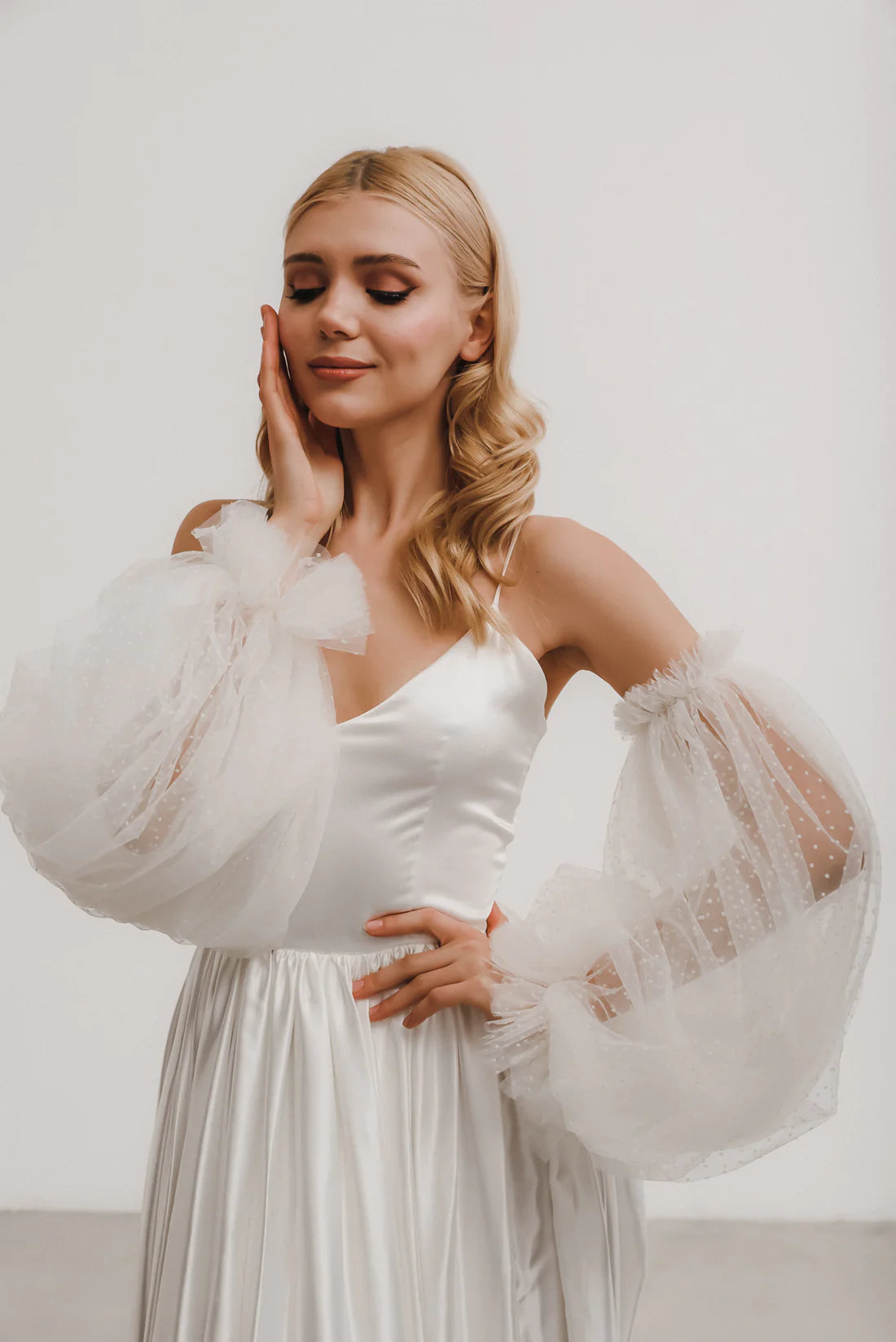 Lucia Sleeves - Elegant & Stylish Arm Warmers for Women | Perfect for Weddings, Parties & Cold Weather Fashion