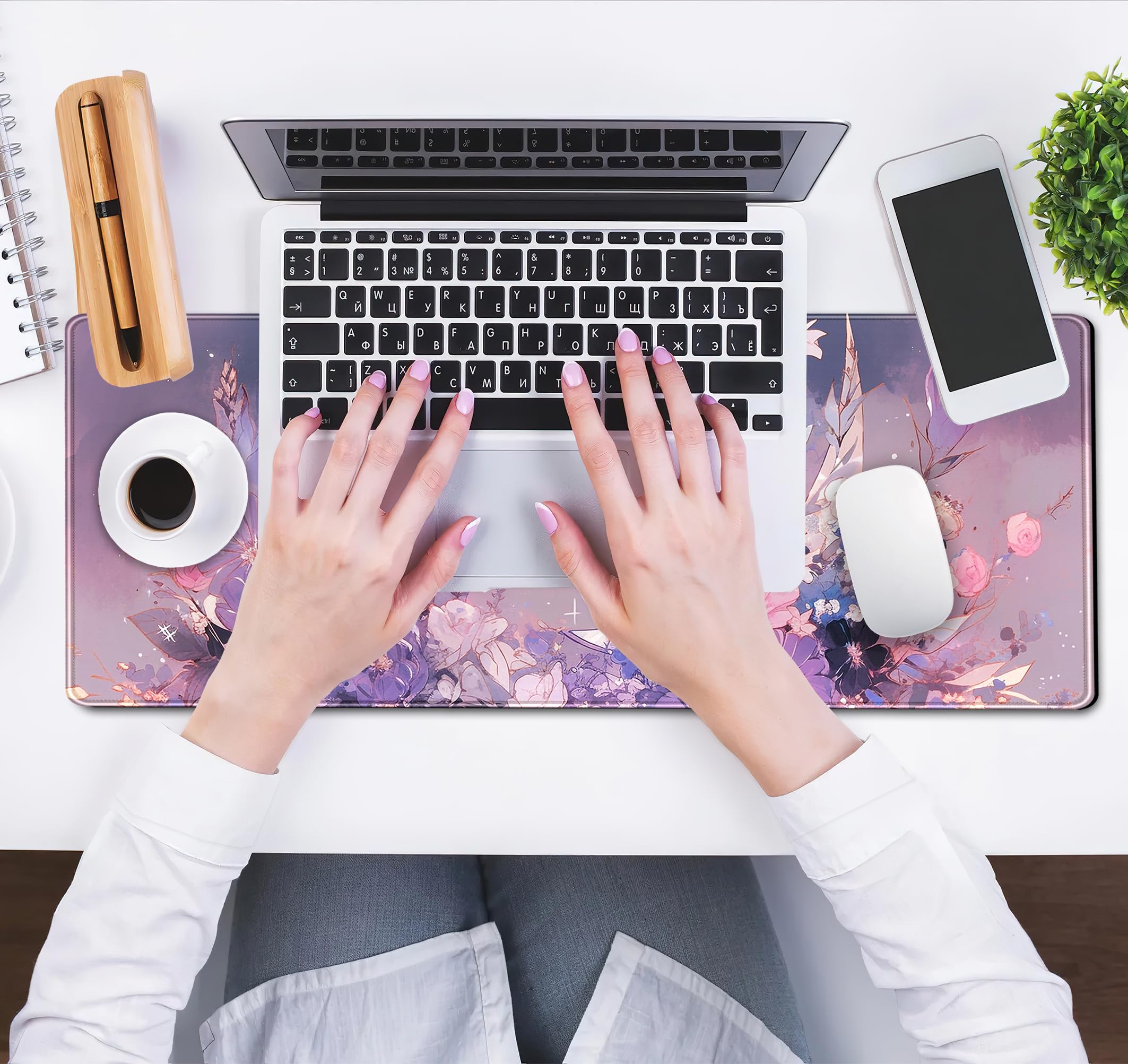 Pastel Purple Floral Gaming Mouse Pad - Extra Large 31.5