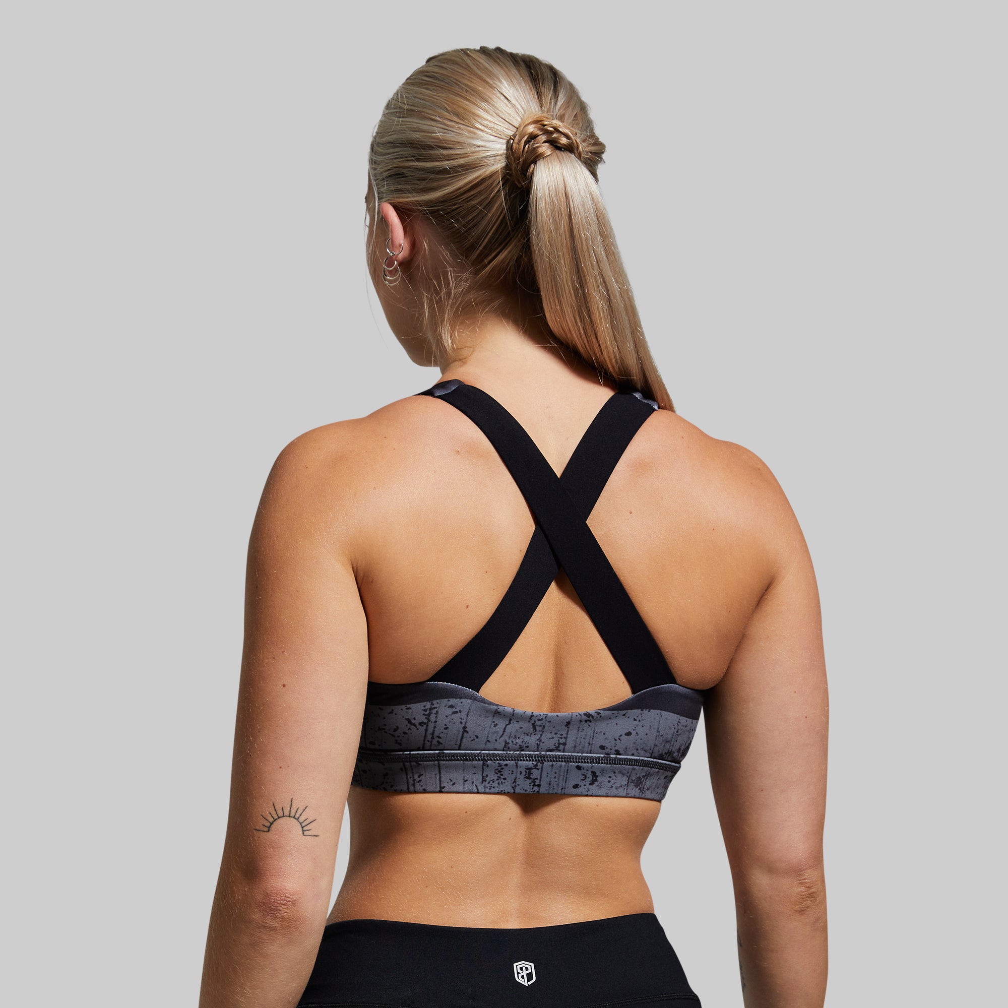 High-Quality Essential Sports Bra for Women - Thin Blue Line Gunmetal - Perfect for Running, Yoga & Workouts
