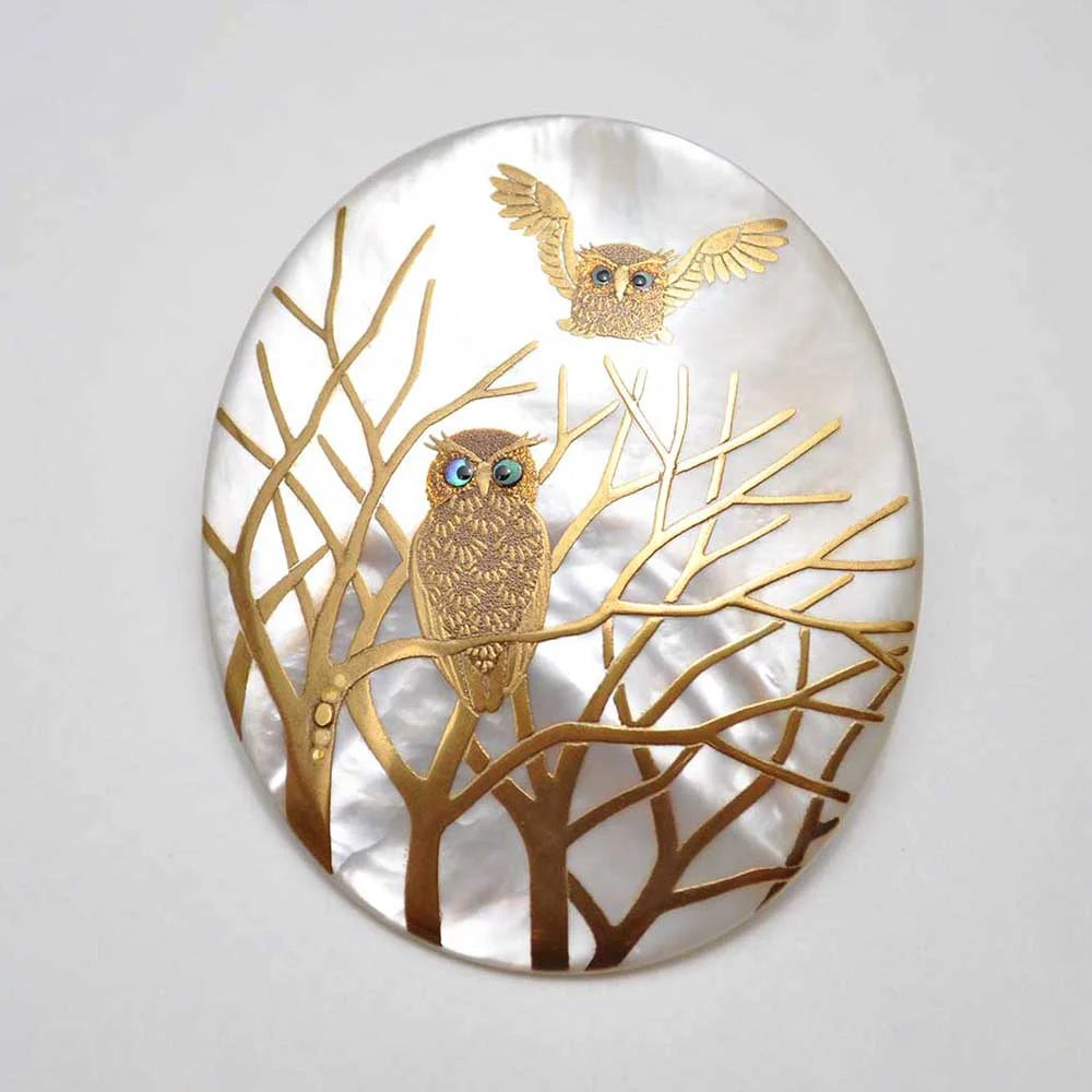 Handcrafted Maki-e Urushi Lacquer Brooch with White South Sea Pearl Shell Owl - Traditional Japanese Lacquer Jewelry for Women - Elegant Gift for Special Occasions