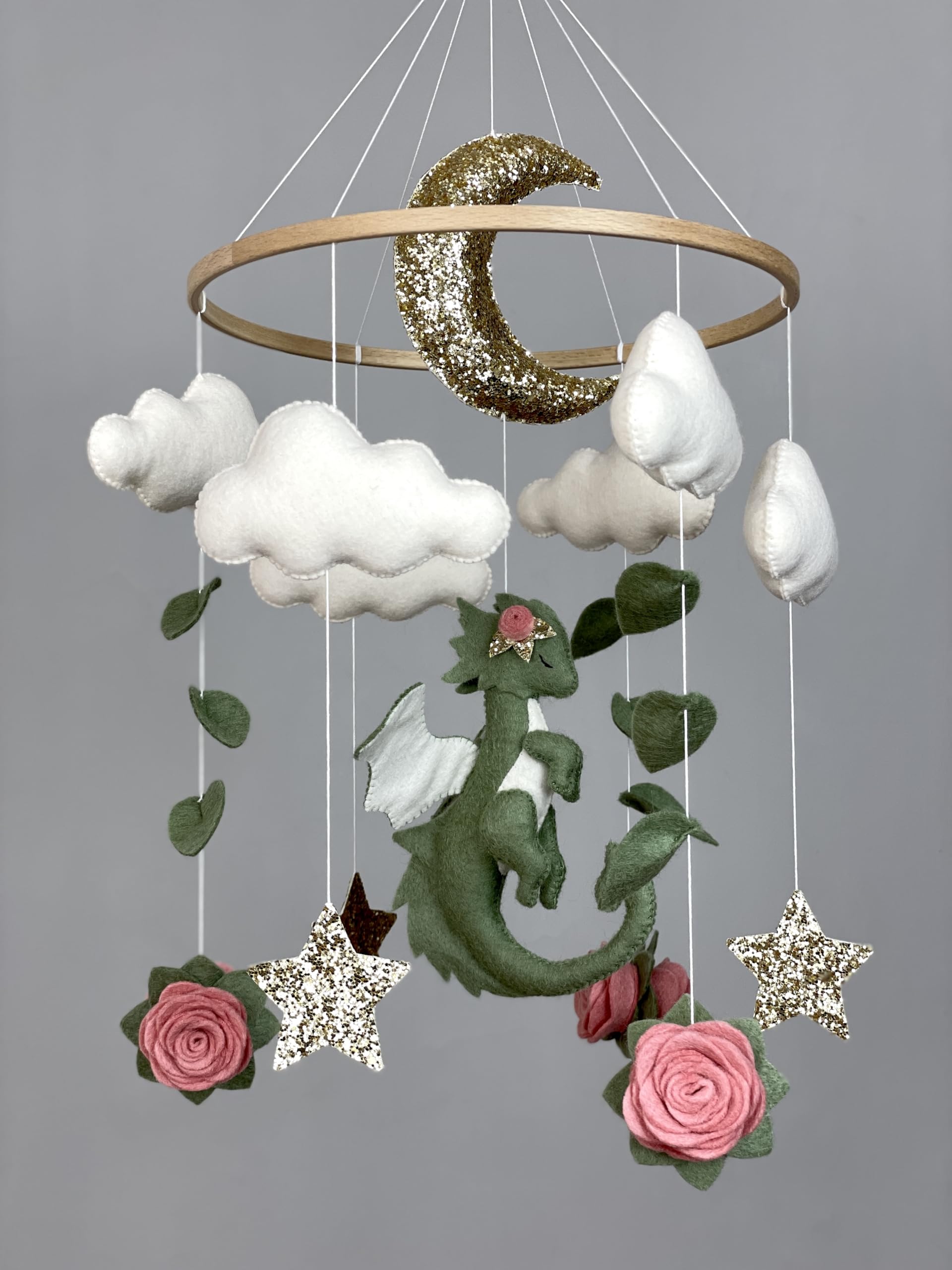 **Green Dragon Felt Hanging Mobile for Baby Crib – Fantasy Nursery Decoration, Baby Shower Gift for Girls – Perfect for Newborn Rooms & Themed Nurseries**