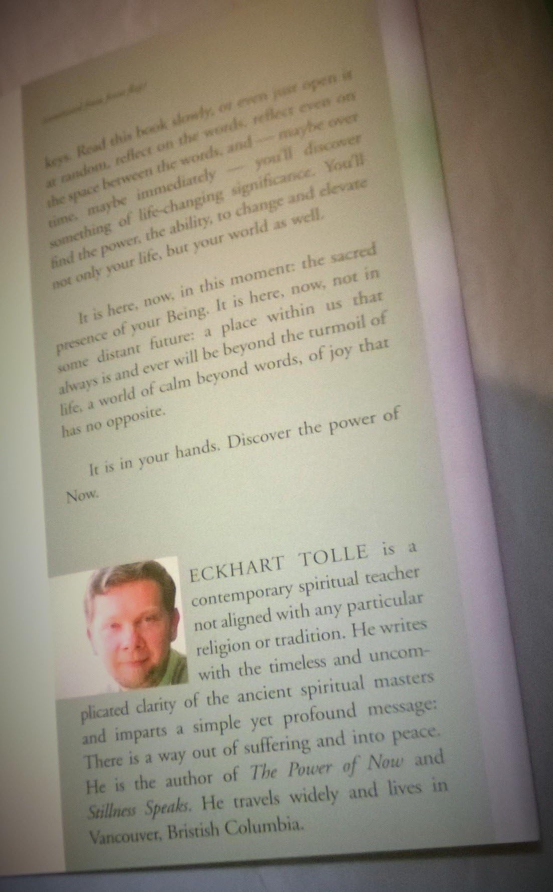 Practicing the Power of Now: Essential Teachings, Meditations & Exercises for Mindfulness & Spiritual Growth - Perfect for Daily Meditation, Stress Relief & Personal Transformation