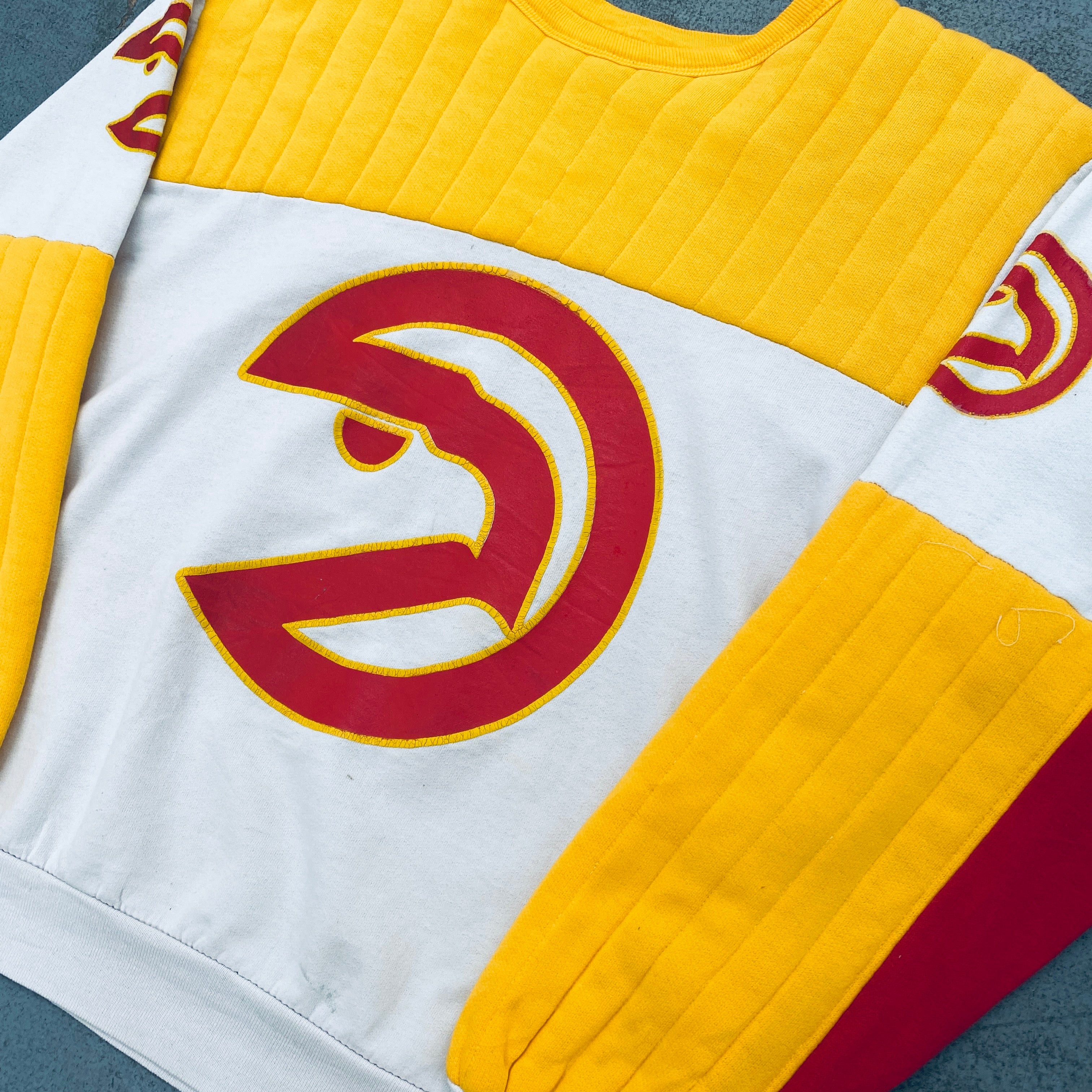 Vintage 1980s Atlanta Hawks Pac-Man Graphic Logo Sweatshirt (Medium) - Retro NBA Basketball Fan Apparel for Men