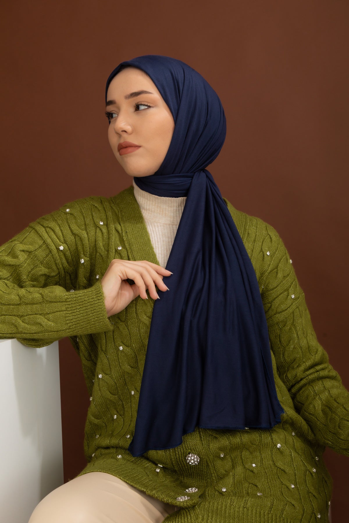 Stylish Jersey Hijabs for Women - Soft & Comfortable Muslim Headscarves - Perfect for Daily Wear, Prayer, and Modest Fashion