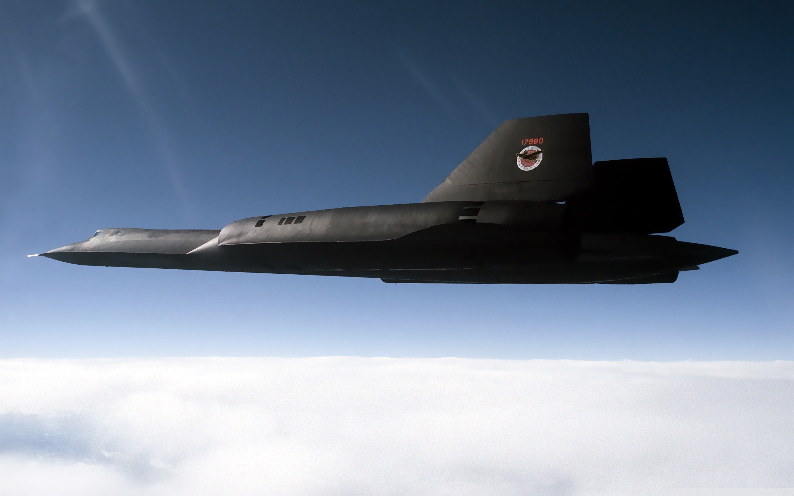 Lockheed SR-71 Blackbird Military Aircraft Poster - 11x17 Inch Aviation Wall Art for Home, Office & Man Cave Decor - Perfect Gift for Aviation Enthusiasts & History Buffs