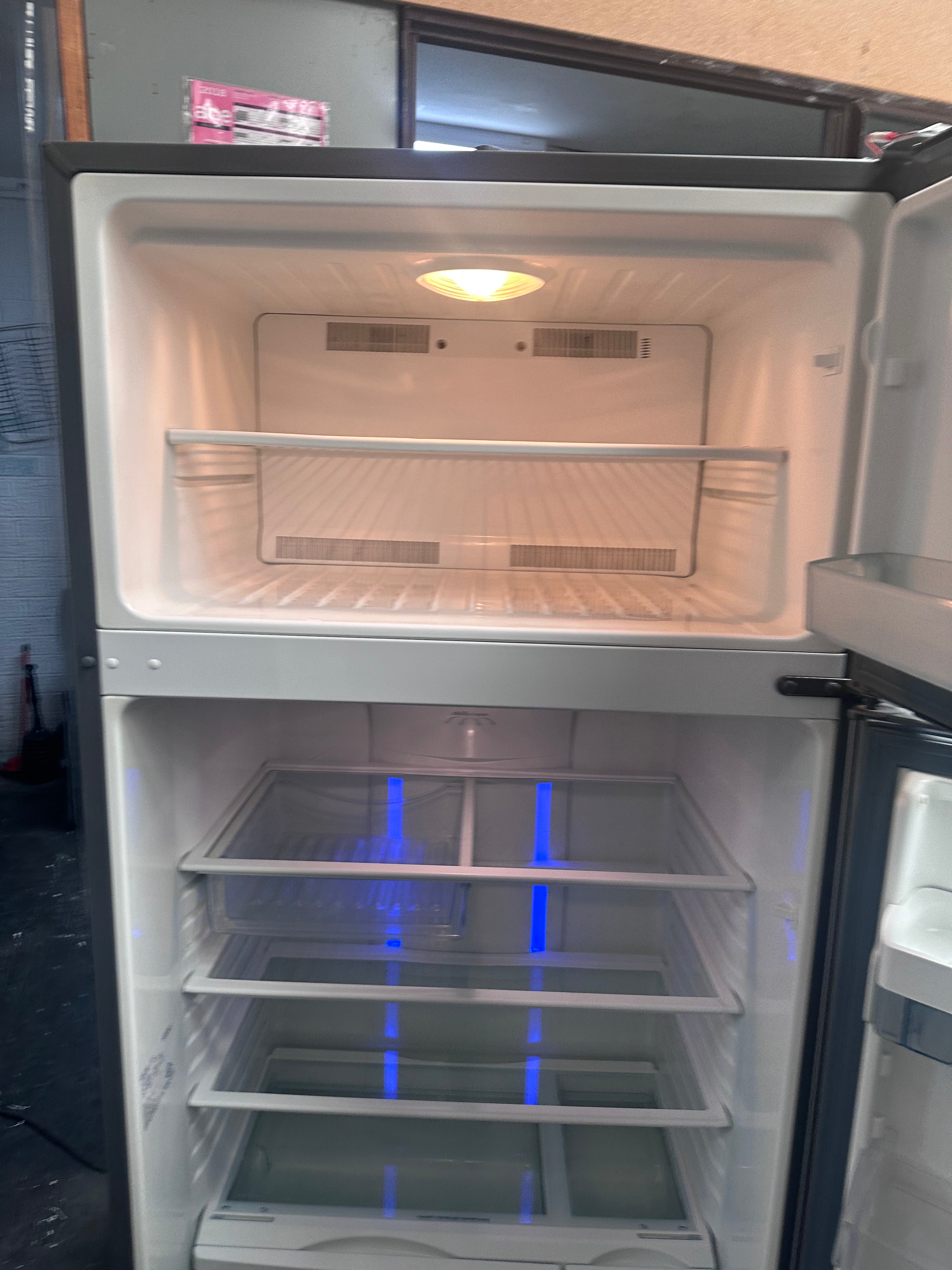 Westinghouse 517L Stainless Steel Top Mount Refrigerator - Energy Efficient Large Capacity Fridge for Kitchen, Home & Office Use [Certified Refurbished]