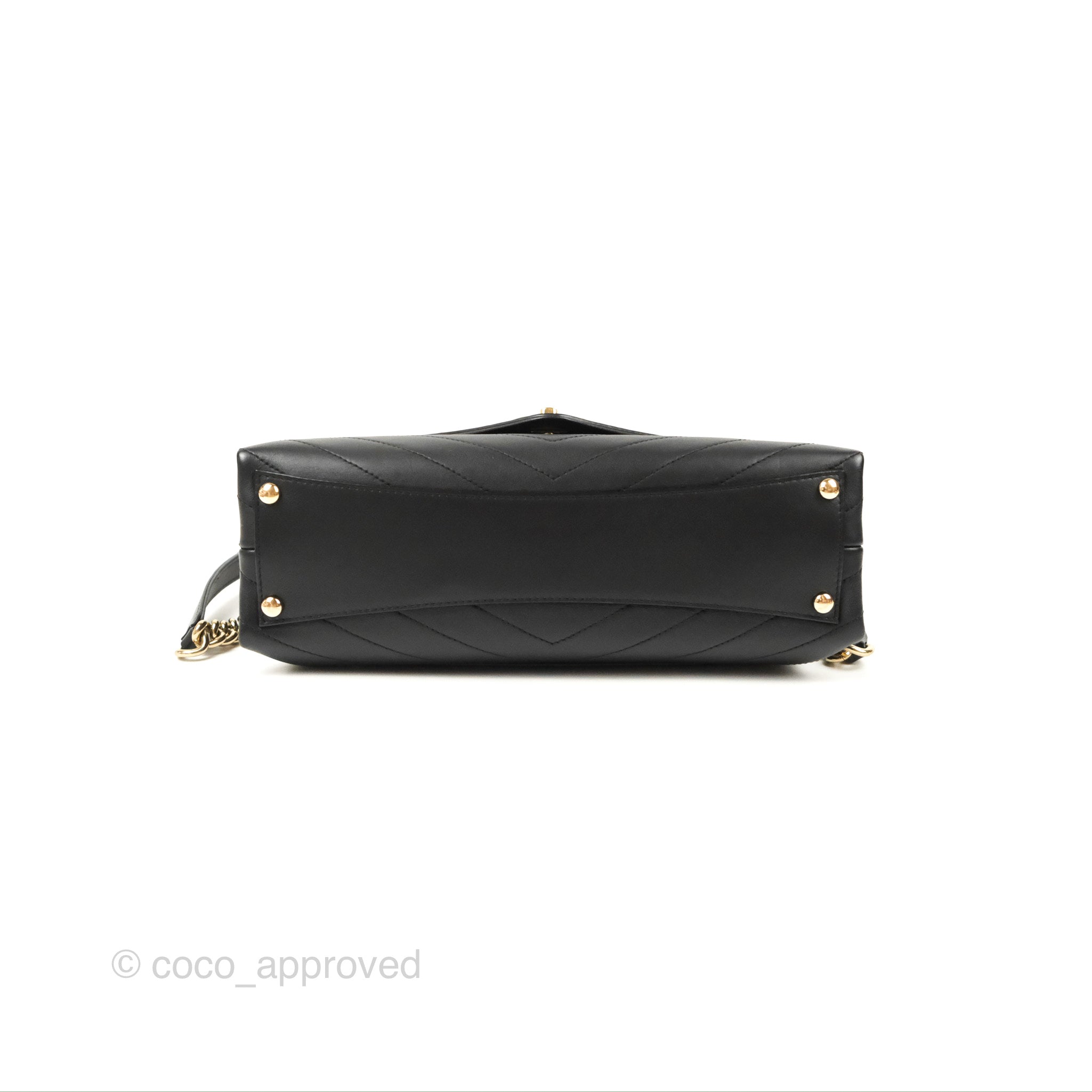 Chanel Chevron Stitched Coco Flap Bag in Black Calfskin with Gold Hardware - Luxury Crossbody Purse for Women, Perfect for Evening Events & Date Nights