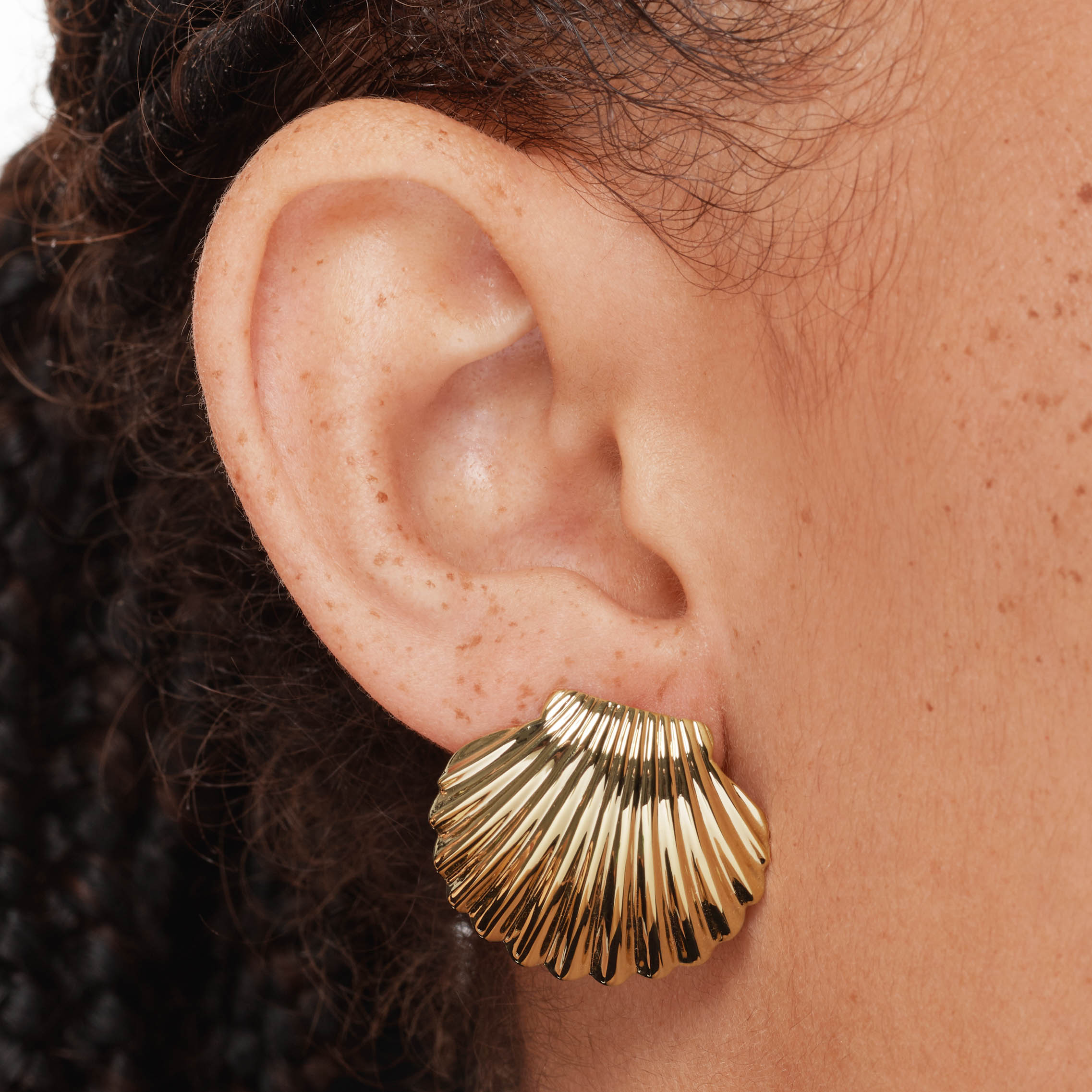 Gold Shell Stud Earrings for Women - Elegant Beach Jewelry for Summer, Parties & Casual Wear