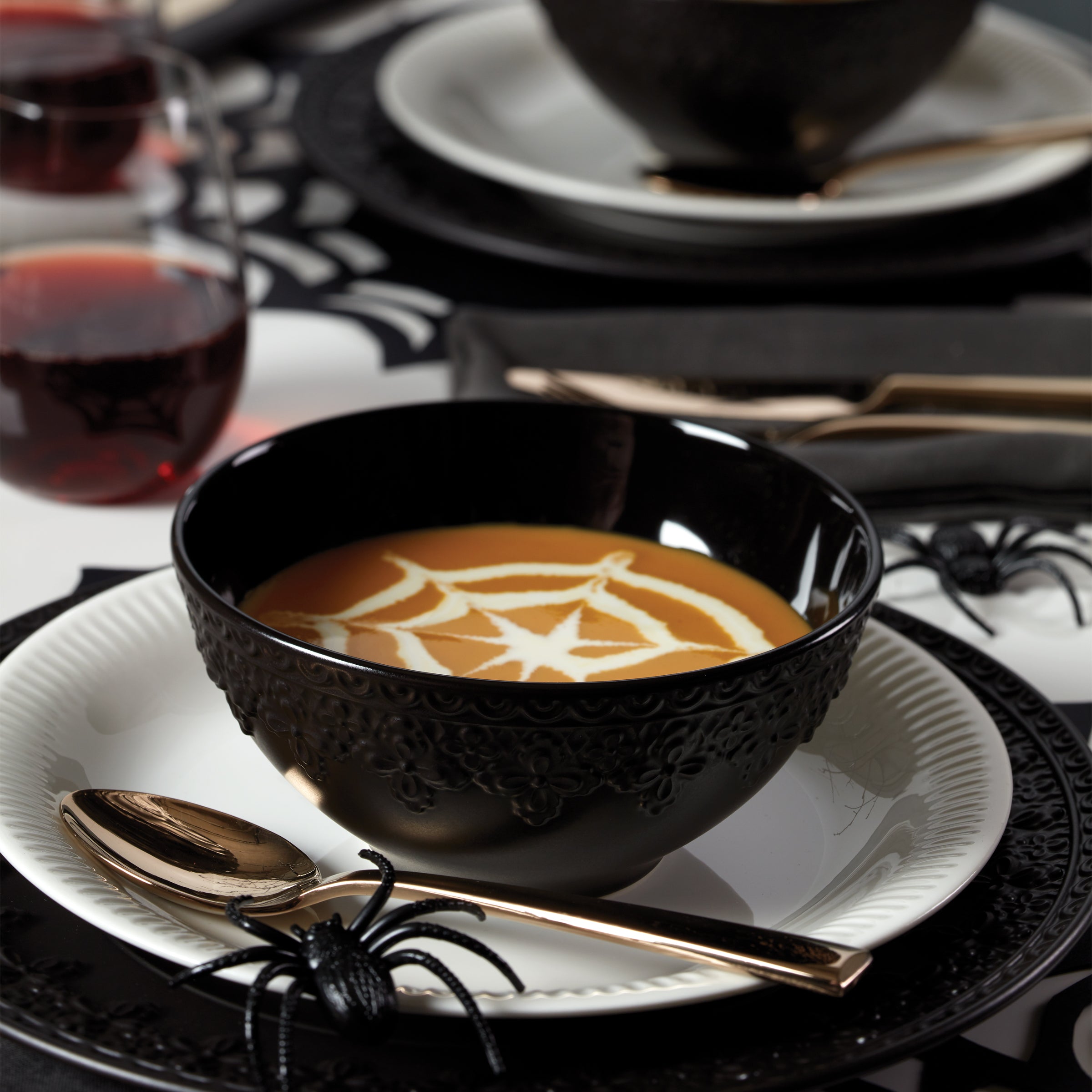 Chelse Muse Fleur Black All-Purpose Bowls Set of 4 - Perfect for Serving Salads, Snacks, and Desserts at Parties and Family Dinners