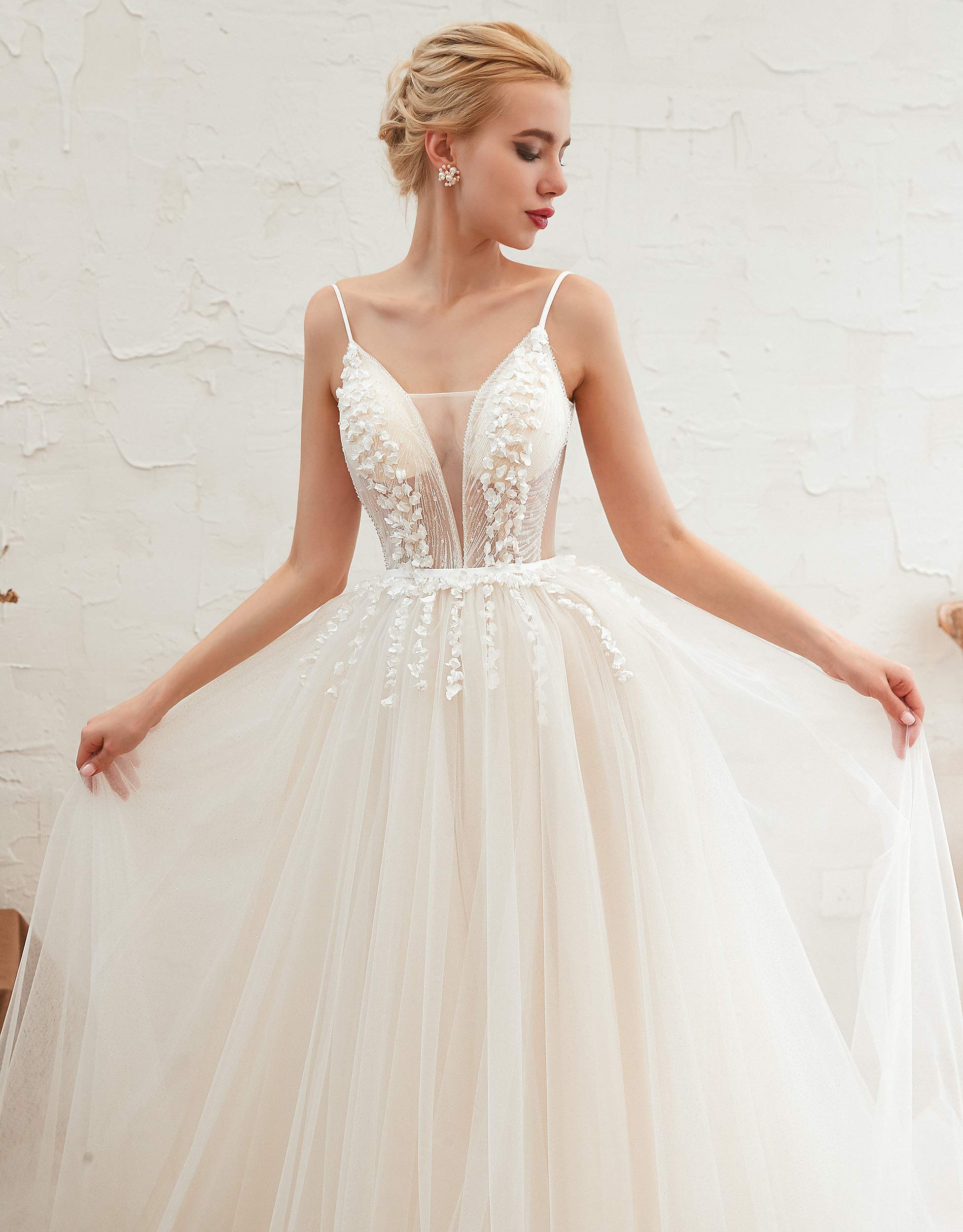Elegant Beaded Tulle Wedding Dress for Women - Perfect for Beach Weddings, Bridal Showers & Romantic Ceremonies