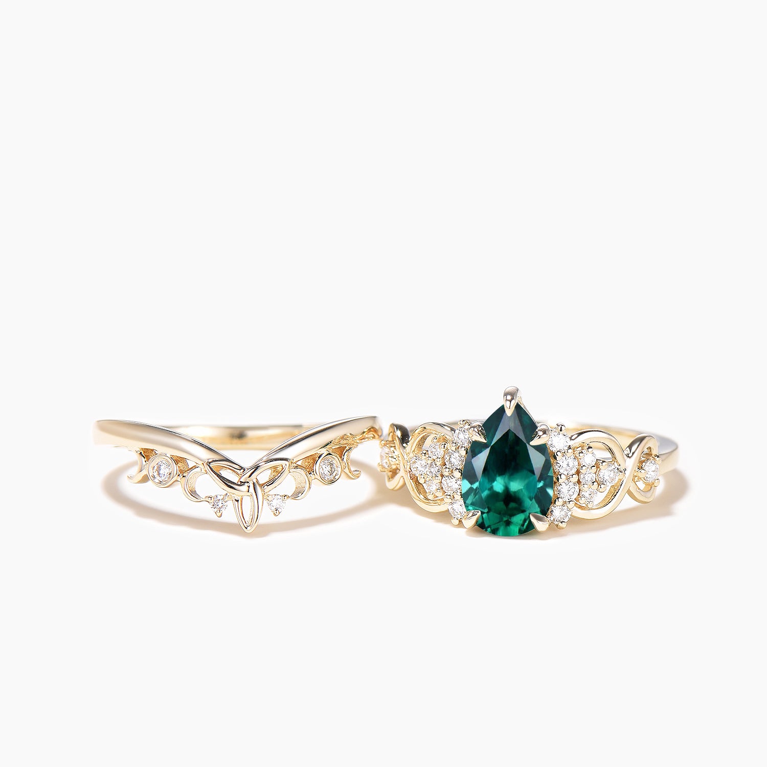 Emerald and Diamond Infinity Engagement Ring - Vintage Art Deco Celtic Wedding Band for Women | Perfect for Proposals, Anniversaries, and Special Occasions