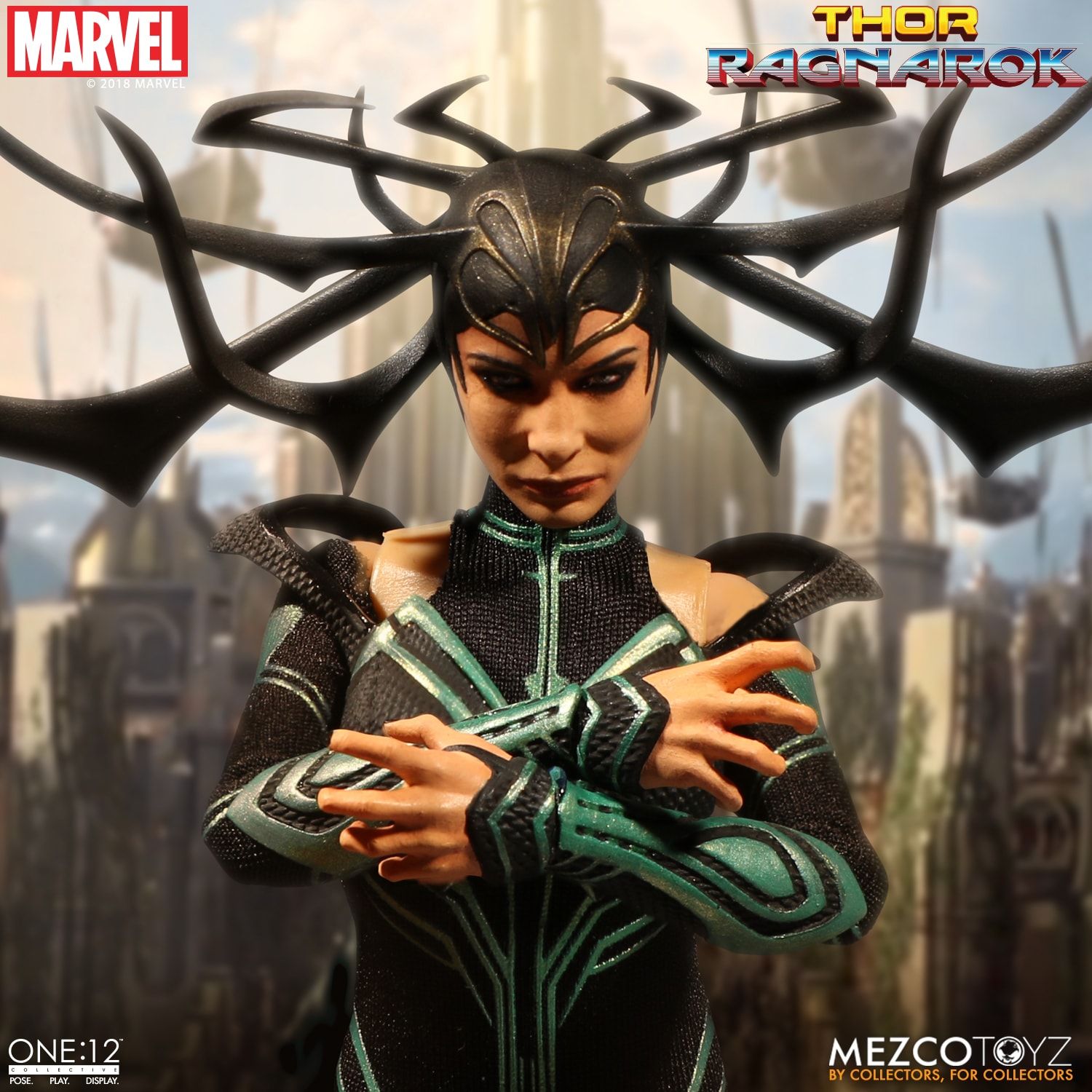 Mezco Toyz One:12 Collective Marvel Comics Thor Ragnarok Hela 1/12 Scale Action Figure - Premium Collectible for Marvel Fans, Display & Role Play