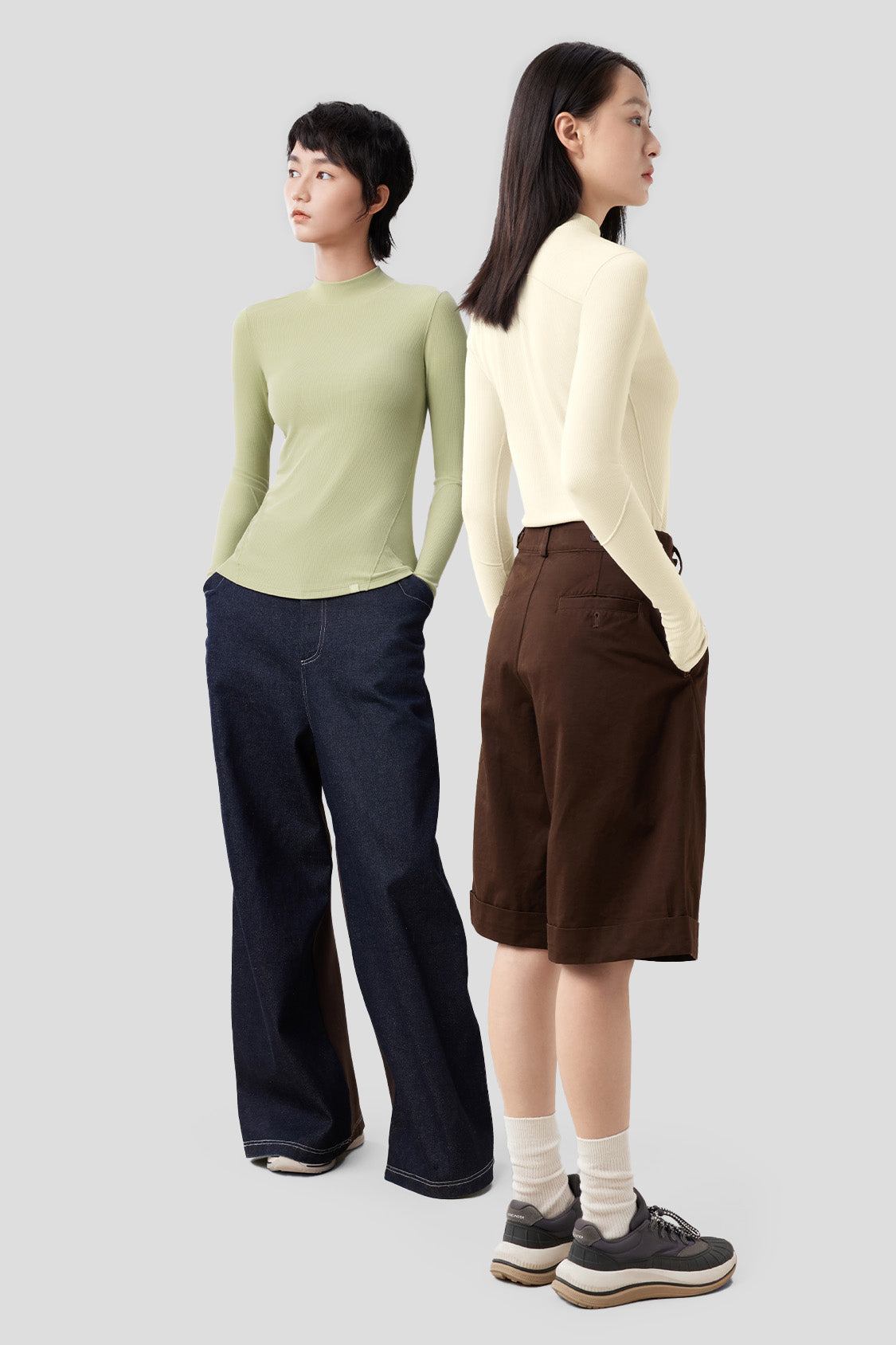SoftShield Women's WarmCore Half Turtleneck Thermal Shirt - Cozy Winter Layering for Outdoor Activities & Casual Wear