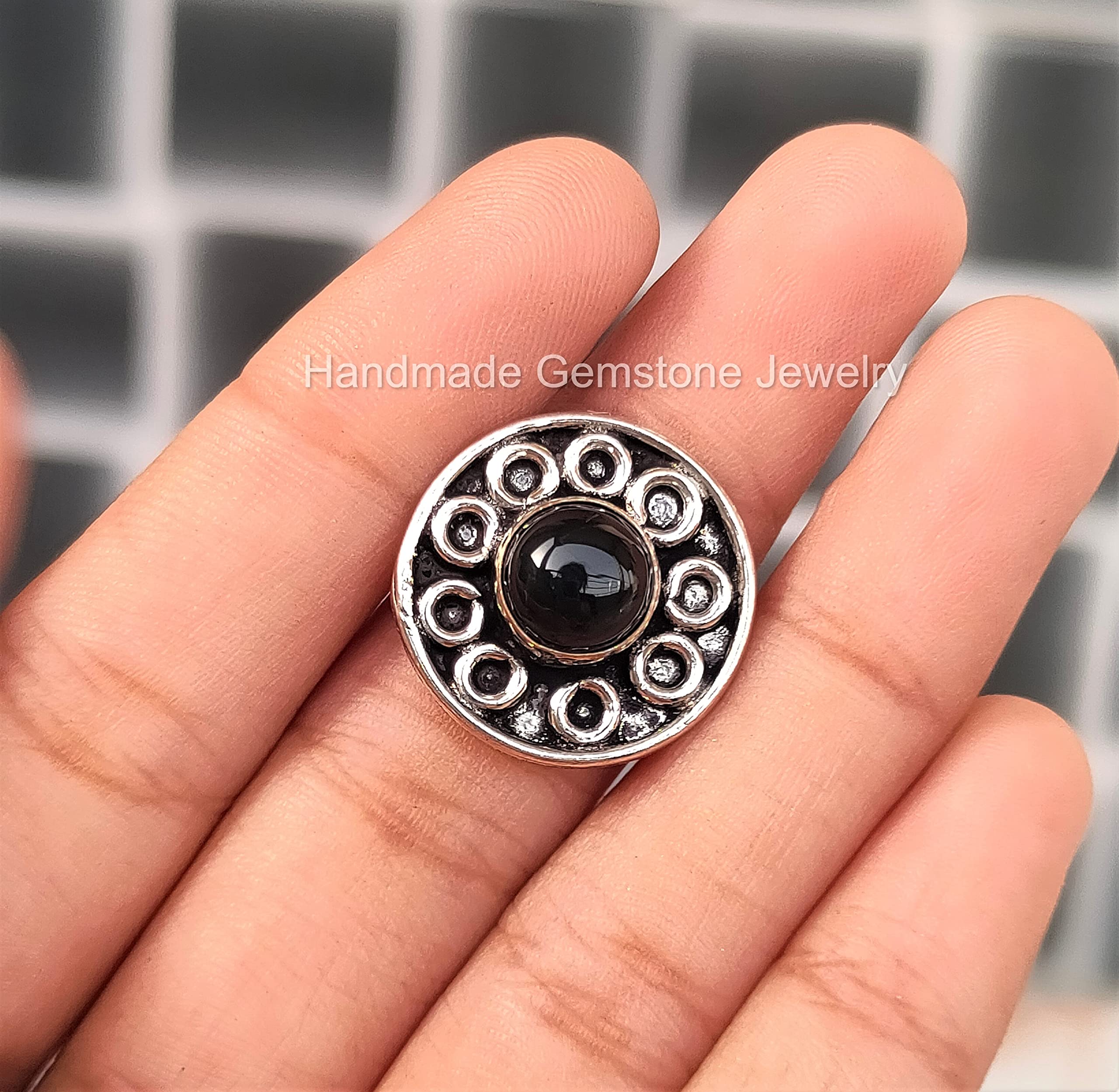 Natural Black Onyx Adjustable Ring - Round Traditional Wedding Band, Healing Crystal Jewelry for Women & Men - Handmade Bohemian Style Promise Ring - Perfect for Weddings, Engagements & Spiritual Healing