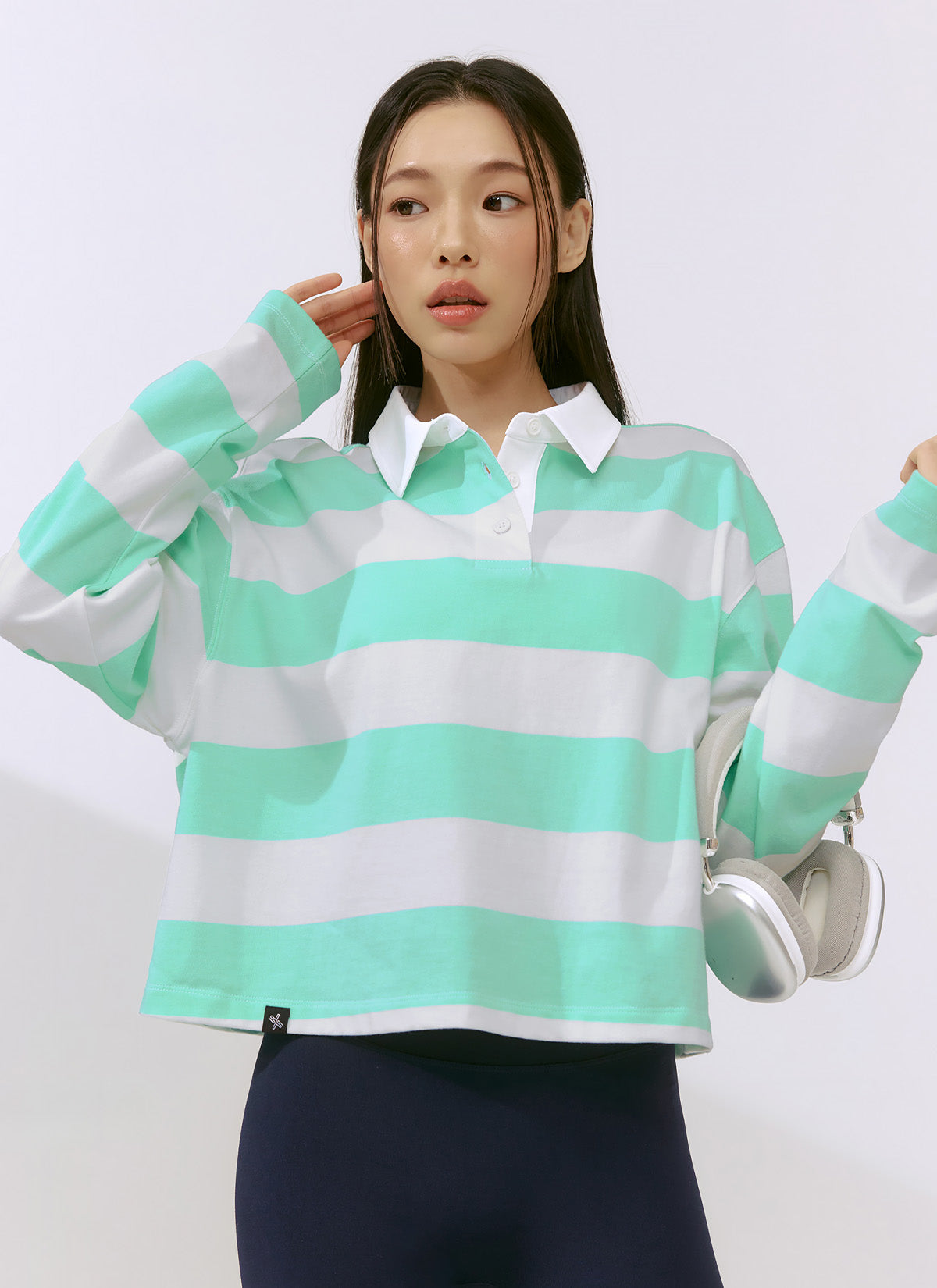 Trendy Stripe Over Fit Crop Long Sleeve Top for Women | Fashionable Workout & Casual Wear | Perfect for Yoga, Gym & Everyday Outfits