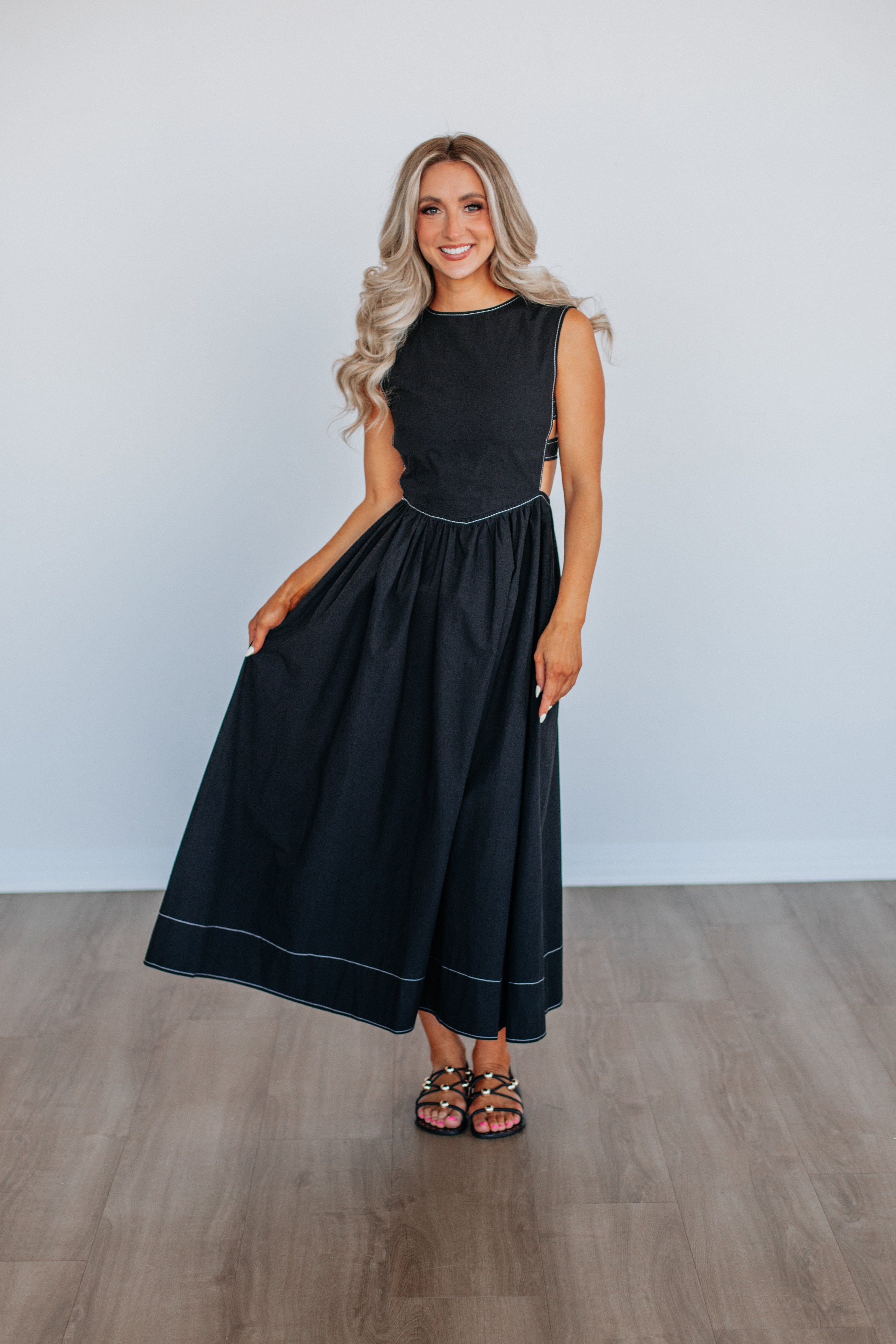 Alicyn Women's Black Dress - Elegant & Comfortable for Parties, Weddings & Evening Events