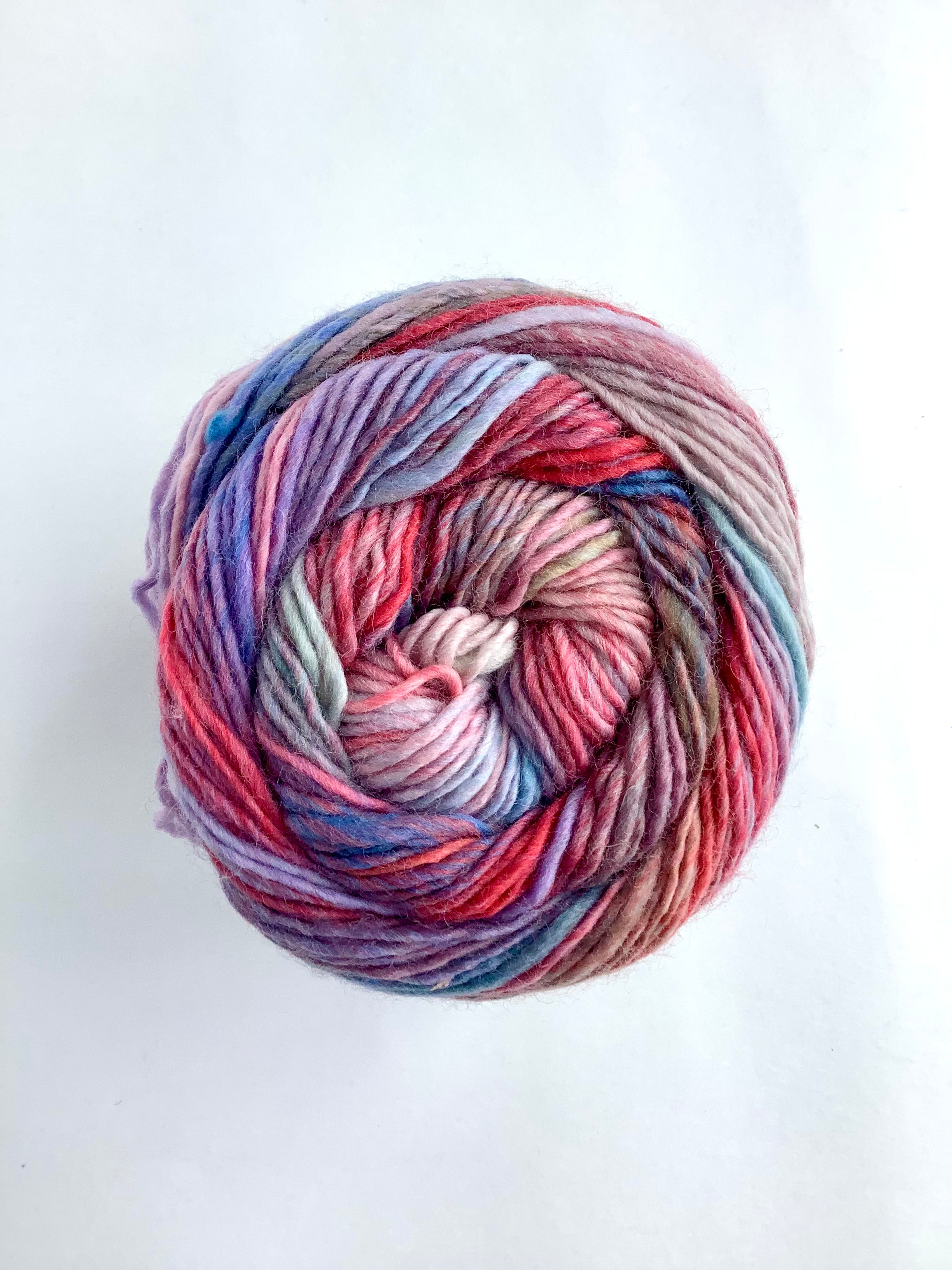 Premium Queensland Fiji Yarn - Soft & Durable Hand Knitting Wool for Scarves, Hats, and Sweaters - Perfect for DIY Crochet & Craft Projects