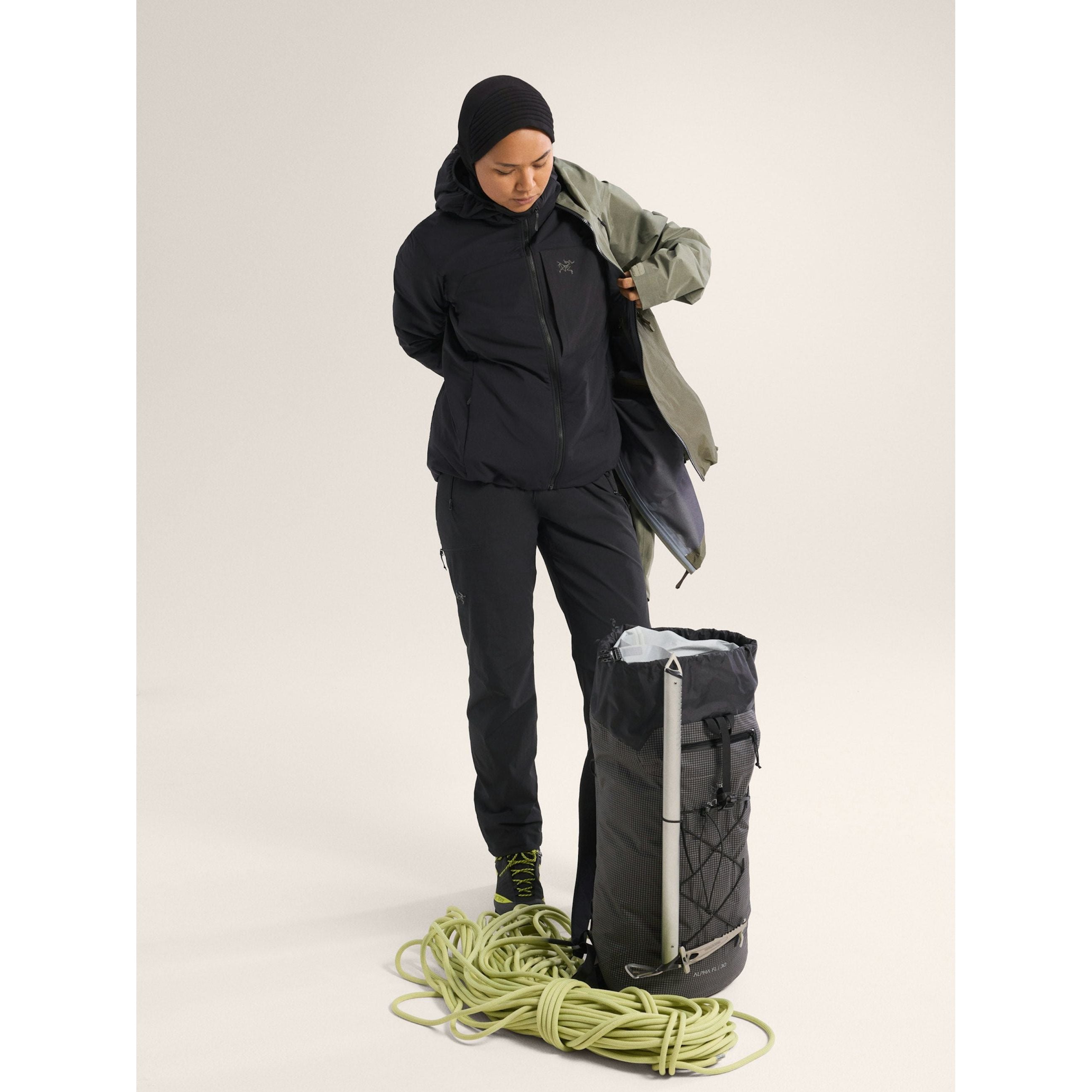 Arc'teryx Women's Proton Hoody - Lightweight Insulated Jacket for Hiking & Outdoor Activities | Water-Resistant & Breathable Winter Coat for Skiing, Camping & Cold Weather Adventures