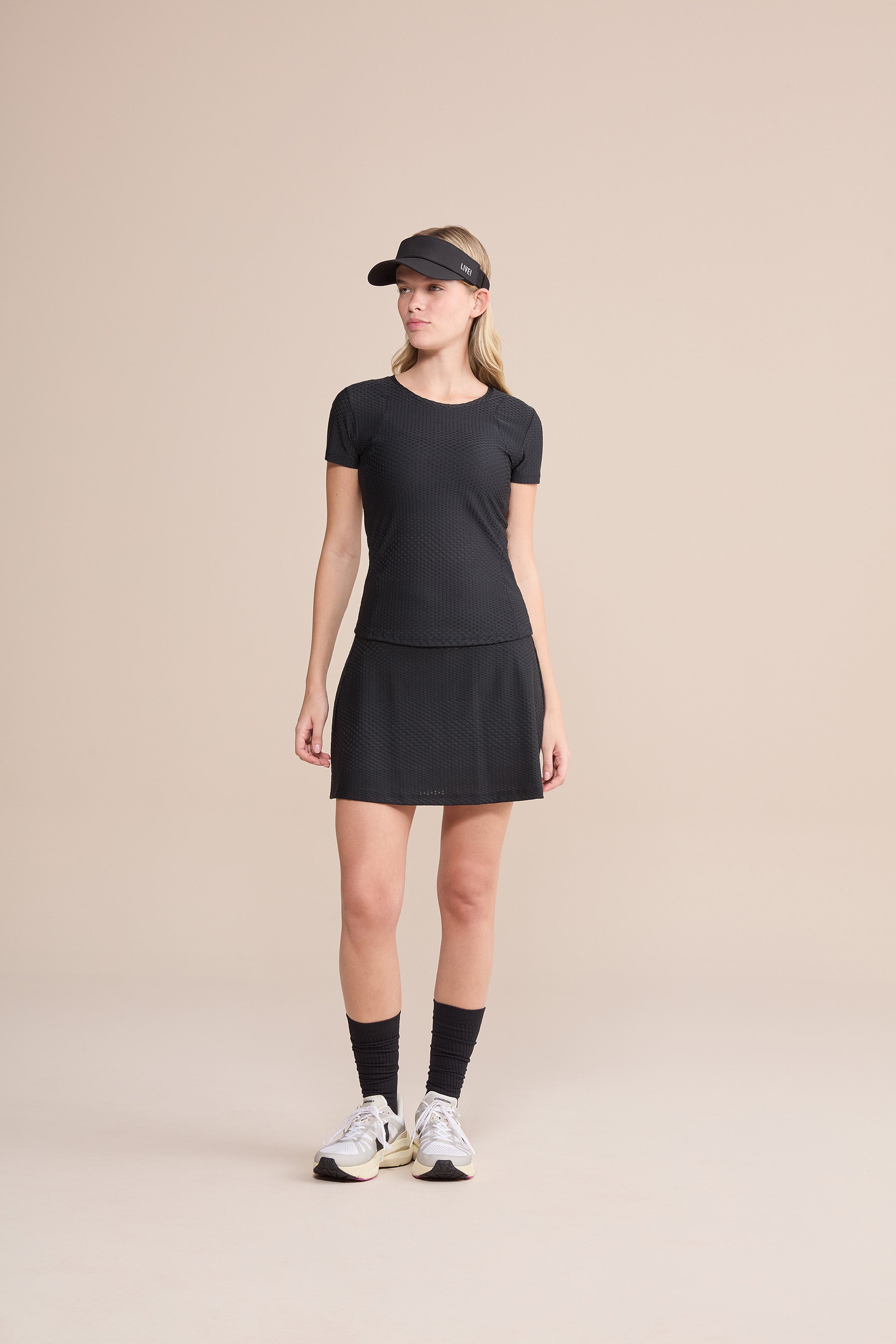 High-Performance Running Skirt with Textured Fabric - Perfect for Women's Outdoor Jogging, Gym Workouts & Active Lifestyle