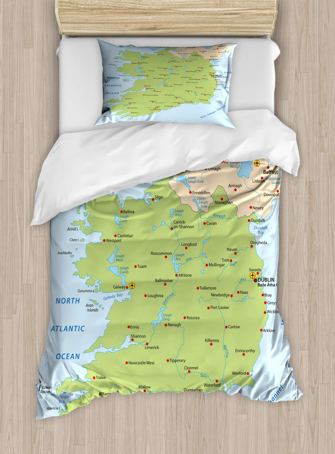 Ambesonne Ireland Map Duvet Cover Set - Twin Size, Pale Blue & Multicolor 2-Piece Bedding with Pillow Sham | Irish-Themed European Travel Decor for Bedroom, Guest Room & Dorm | Perfect for St. Patrick's Day & Irish Heritage Lovers