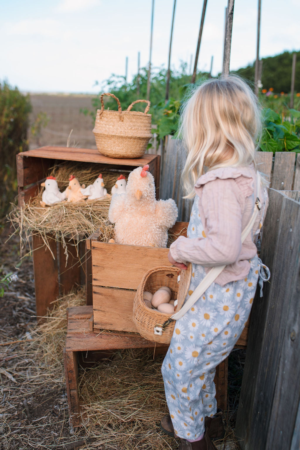 Harriet the Hen Baby Rattle Toy - Soft & Safe Infant Shaker for Newborns & Toddlers - Perfect for Early Learning, Sensory Play & Teething Relief