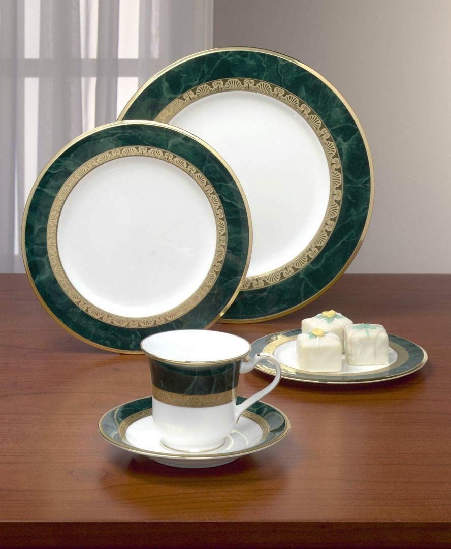 Noritake Fitzgerald 2-Piece Gravy Boat with Tray - Elegant Porcelain Sauce Server for Thanksgiving, Holiday Dinners & Formal Dining