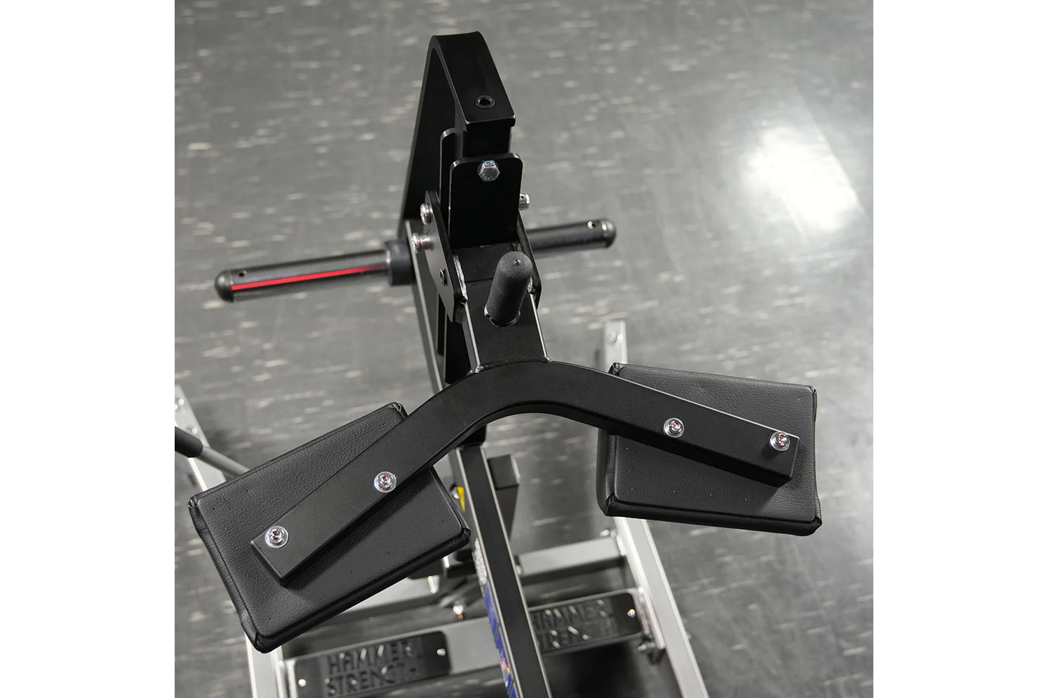 Hammer Strength Plate Loaded Seated Calf Raise Machine - Gym Equipment for Leg Workouts & Strength Training - Perfect for Home & Commercial Fitness Centers