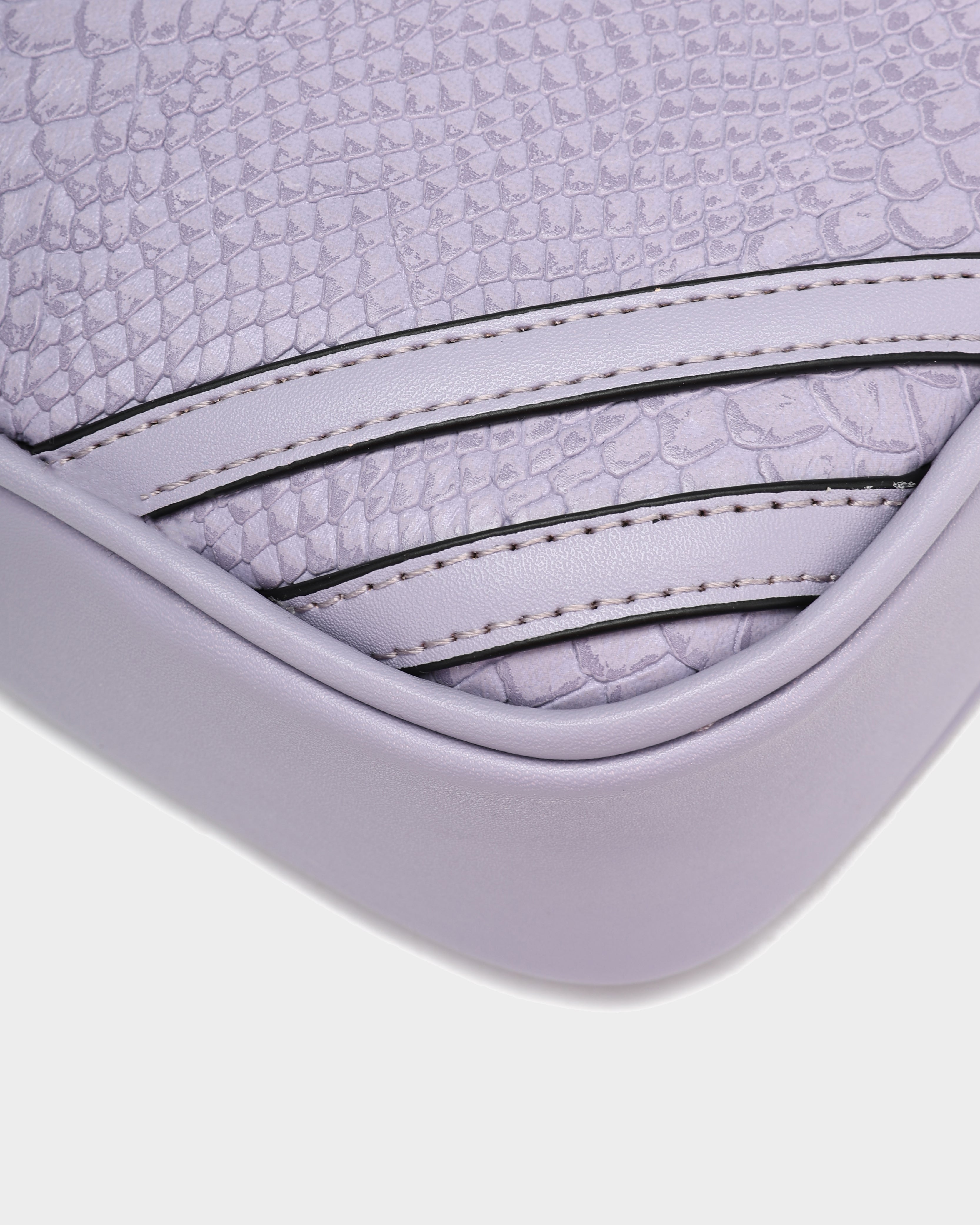 Apollo 1 Travel Toiletry Bag - Waterproof Cosmetic Organizer for Women & Men, Lavender - Perfect for Vacation, Gym & Business Trips