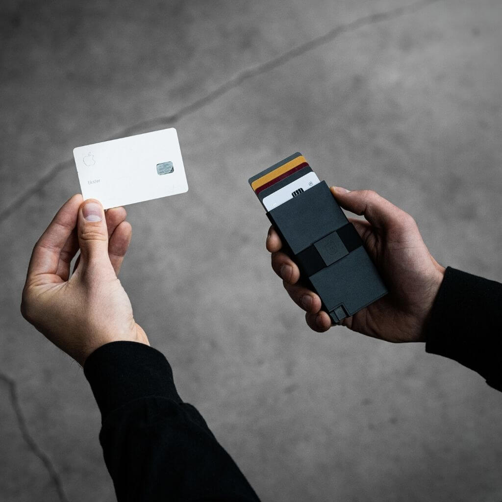 Ekster RFID Blocking Slim Wallet - Premium Leather Card Holder for Men & Women - Perfect for Travel, Business & Everyday Use