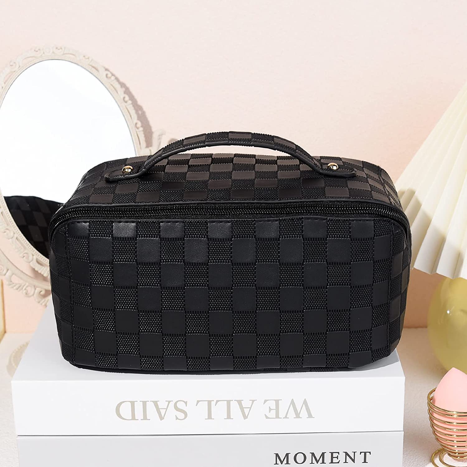 Large Capacity Checkered Leather Makeup Bag for Women - Travel Cosmetic Organizer, Portable Toiletry Bag with Flat Lay Design (Black Checkered Pattern) | Perfect for Air Travel, Gym, Weekend Getaways & Everyday Essentials Storage