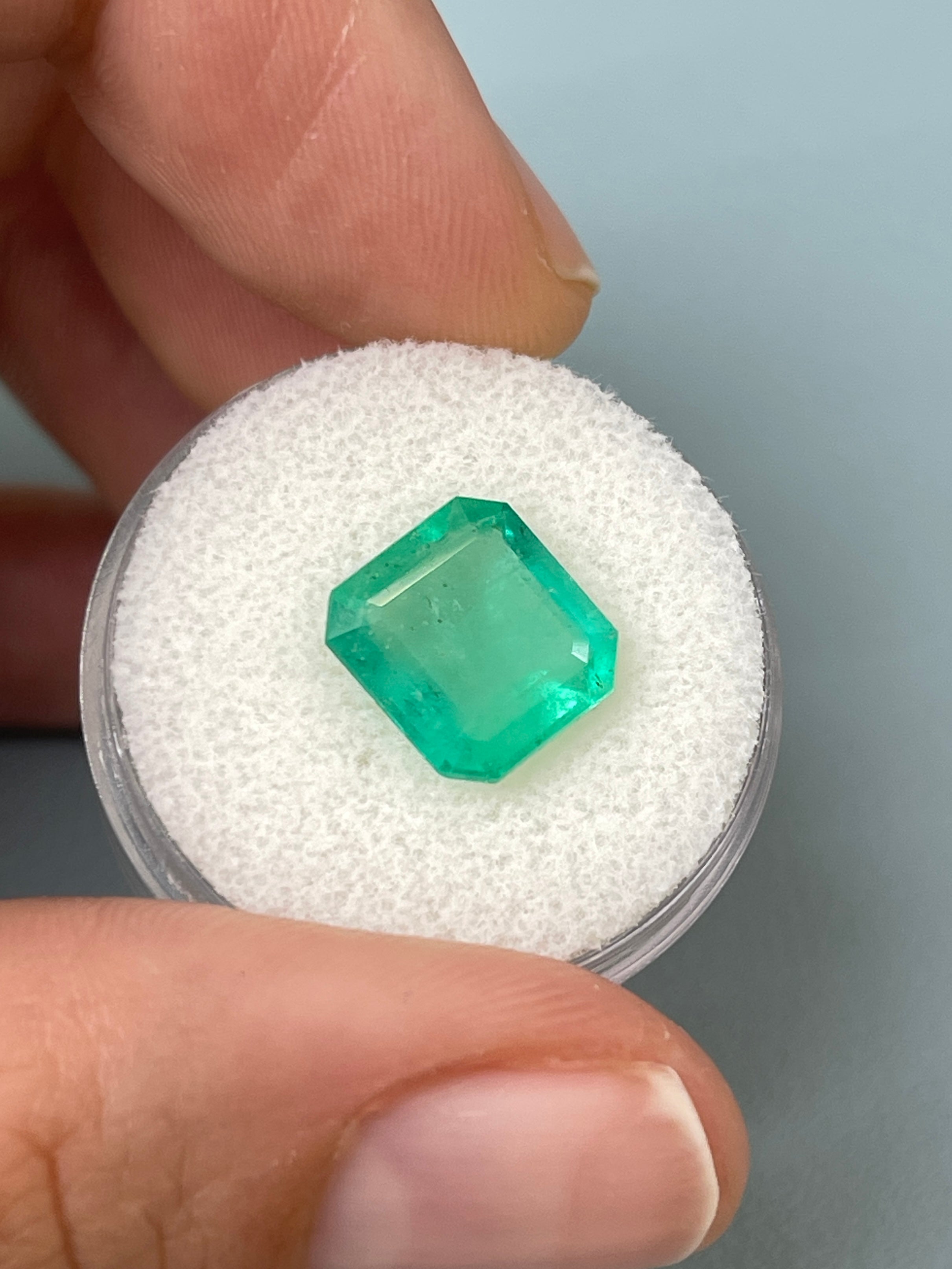 3.59 Carat 10.5x10mm Spring Green Loose Colombian Emerald Asscher Cut Gemstone for Jewelry Making, Engagement Rings & Luxury Gifts