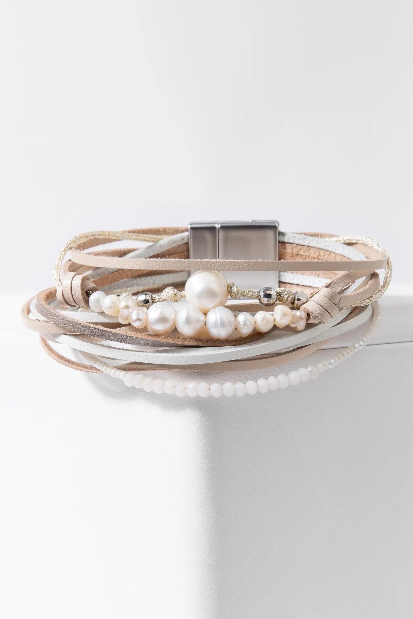 Elegant Leather Pearl Beaded Multi-Strand Bracelet for Women - Perfect for Weddings, Parties & Everyday Fashion Accessories