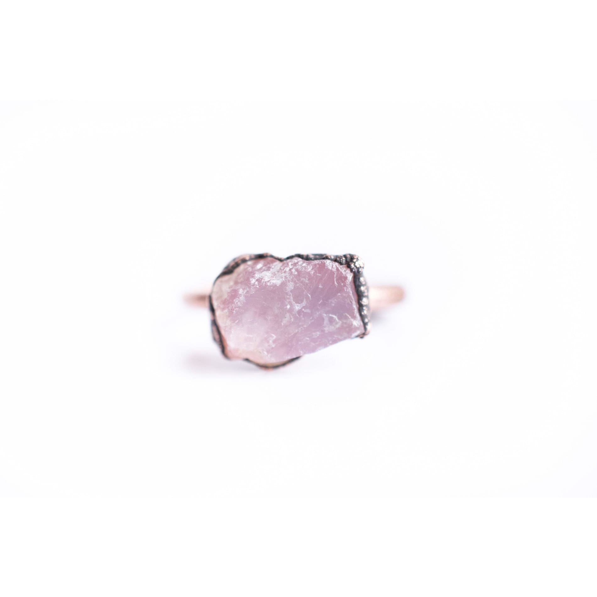 Rose Quartz Copper Ring for Women - Elegant Healing Crystal Jewelry for Love & Positive Energy | Perfect for Gifts, Meditation & Everyday Wear