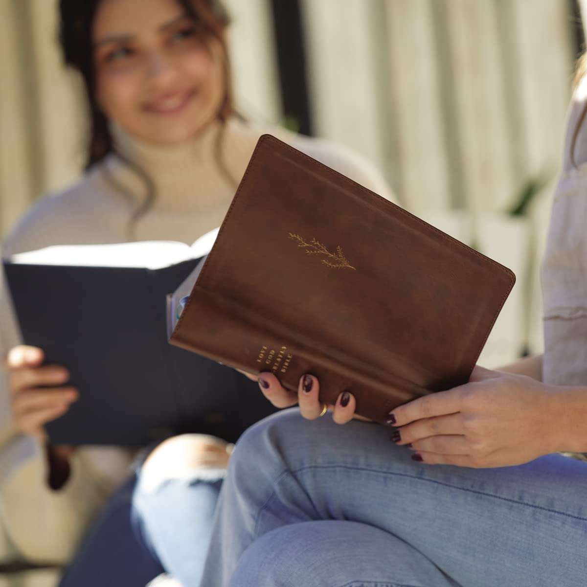 Young Women Love God Greatly Bible: SOAP Method Study Bible (NET, Brown Leathersoft, Comfort Print) - Perfect for Devotional Study, Small Groups & Personal Spiritual Growth