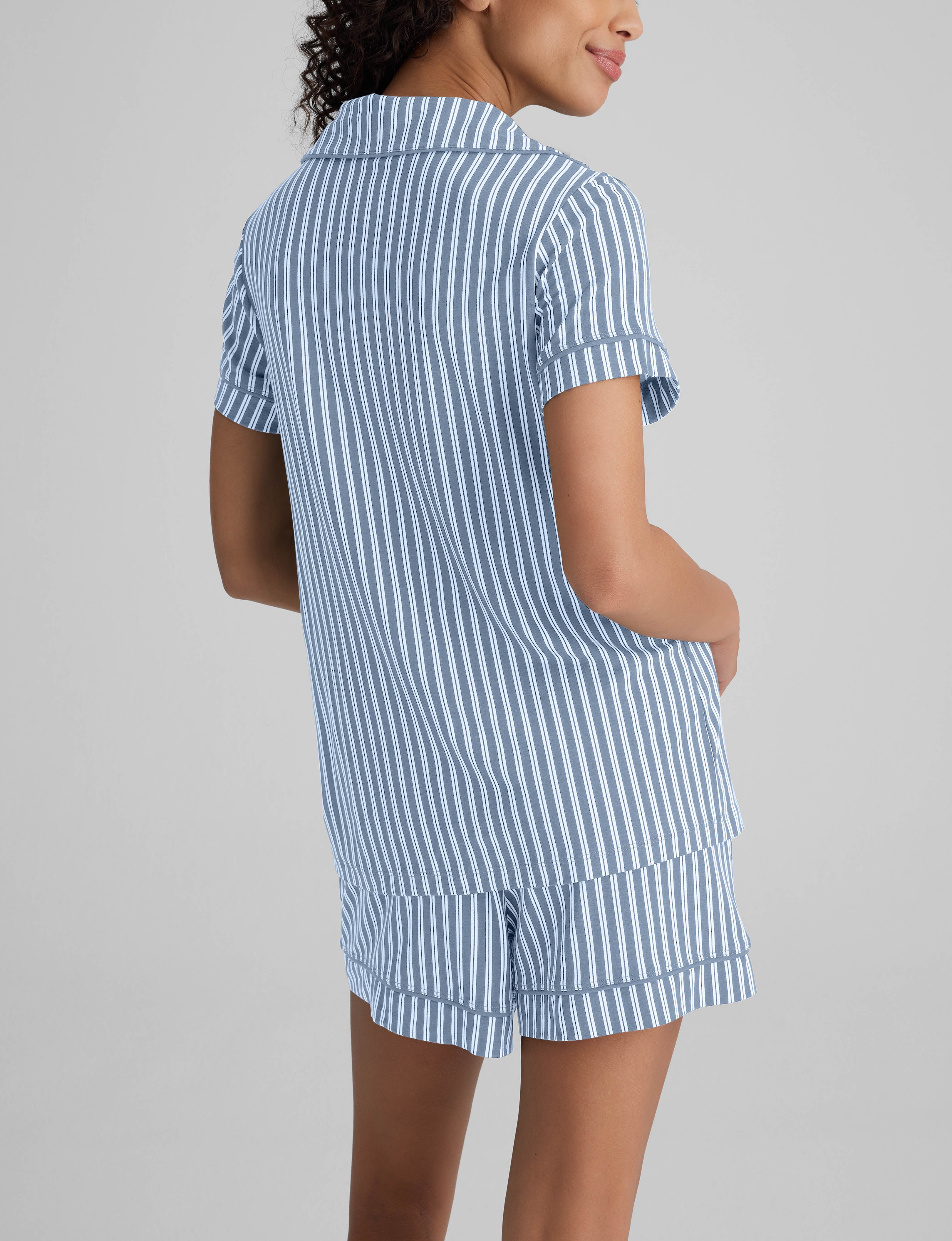 Comfy Women's Pajama Set - Soft Sleepwear Top & Shorts for Lounge & Relaxation at Home | Perfect for Nightwear, Vacation & Cozy Evenings
