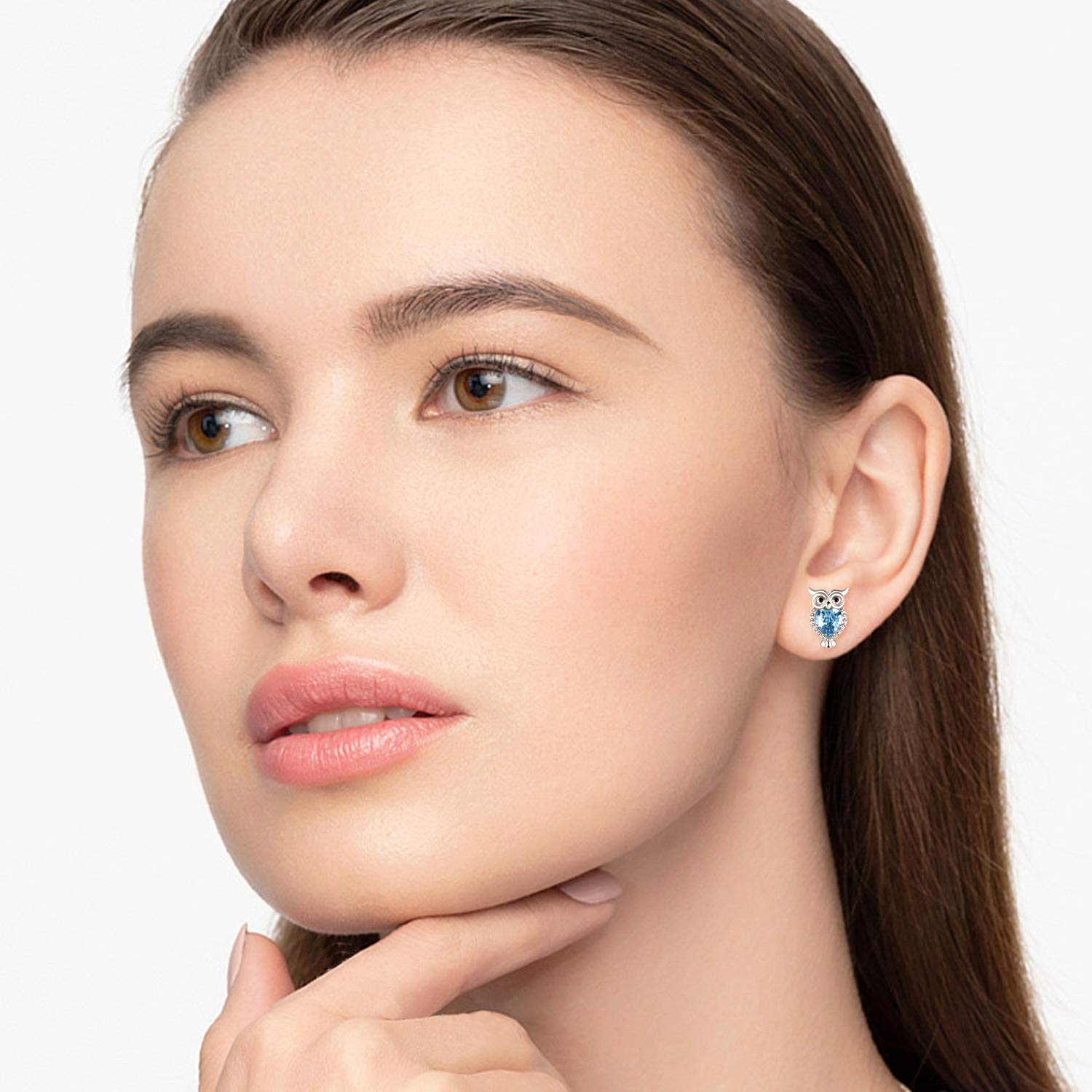 WINNICACA Sterling Silver Moonstone Stud Drop Earrings for Women - Elegant Animal Jewelry Gift for Birthday, Christmas | Perfect for Casual Wear, Office & Special Occasions
