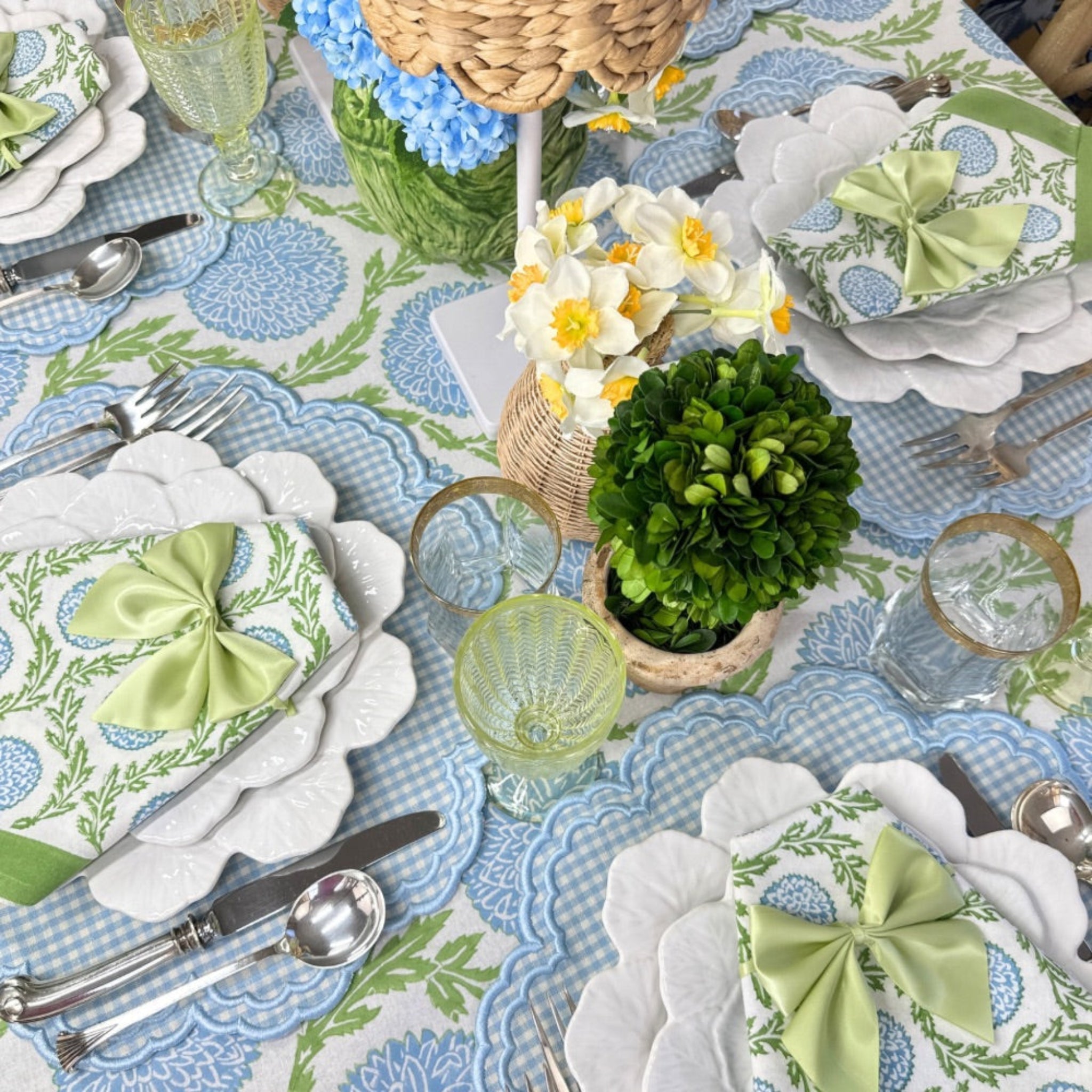 Elegant Blue and Green Floral Vine Tablecloth - Waterproof Washable Rectangular Table Cover for Dining, Kitchen, Party, and Outdoor Picnic Use