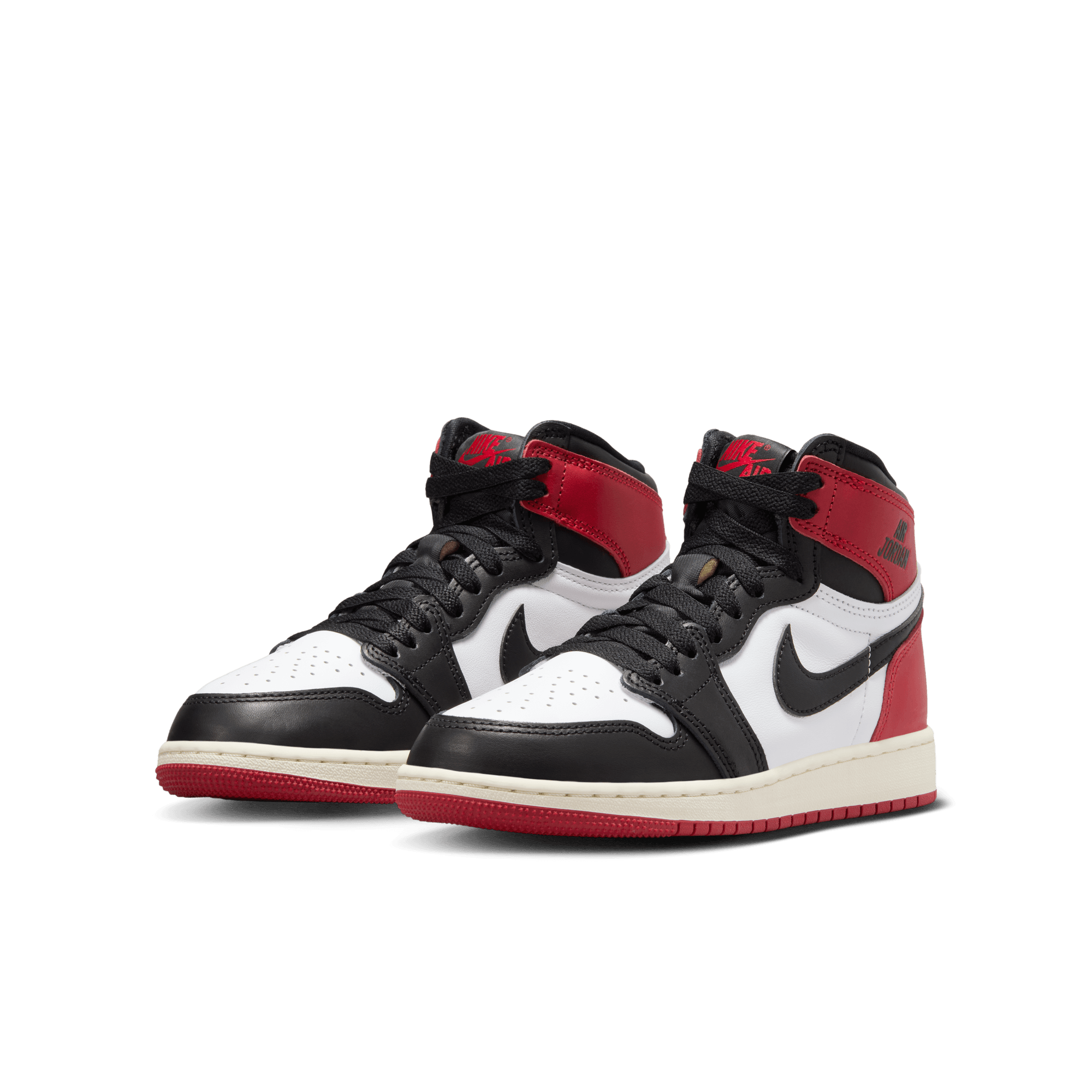 AIR JORDAN 1 RETRO HIGH OG (GS) Black Toe Basketball Shoes - Classic Sneakers for Men & Women - Perfect for Streetwear, Basketball Games & Casual Outfits