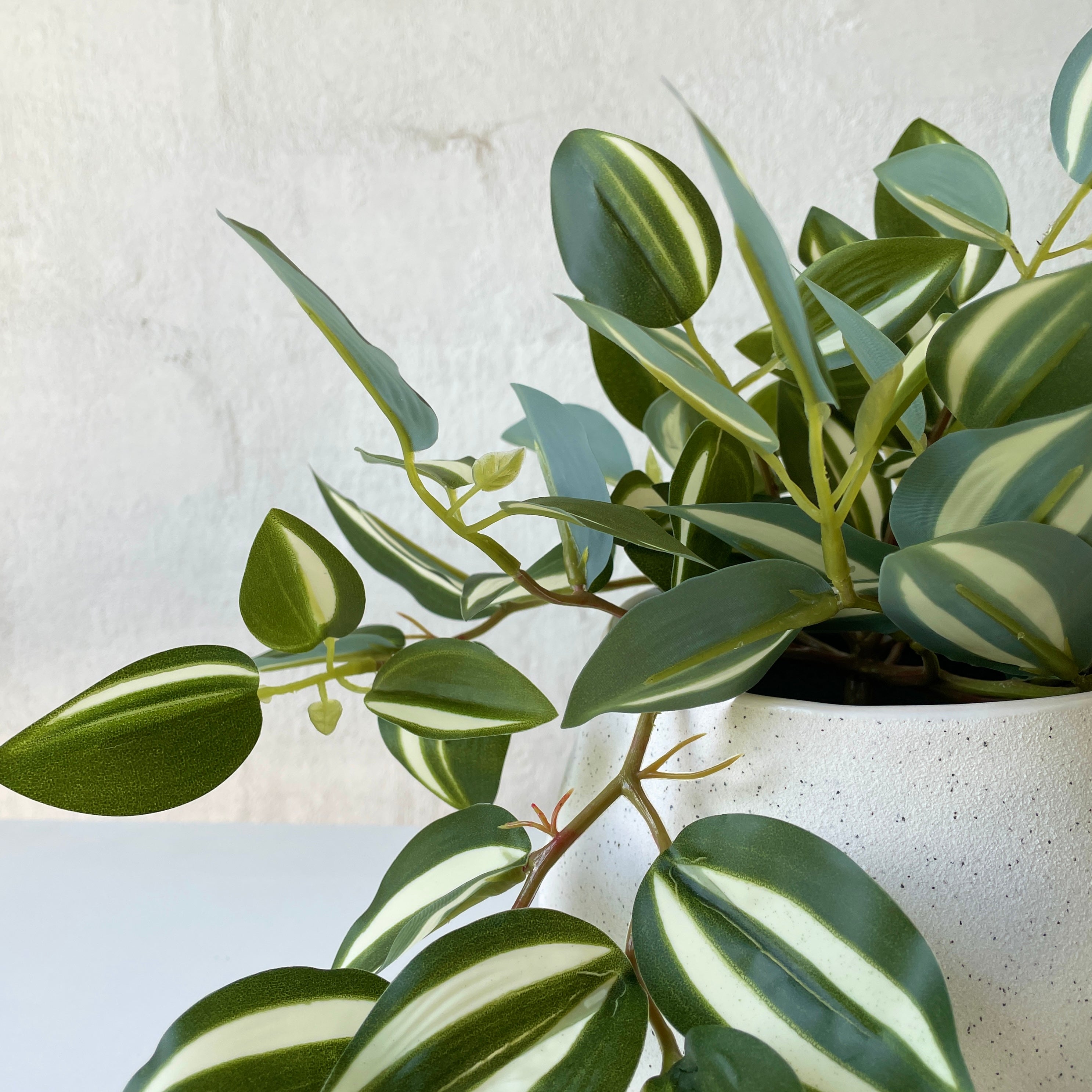 Artificial Wandering Dude White Plant - Low Maintenance Hanging Houseplant for Home & Office Decor - Perfect for Living Rooms, Bedrooms, and Indoor Gardens